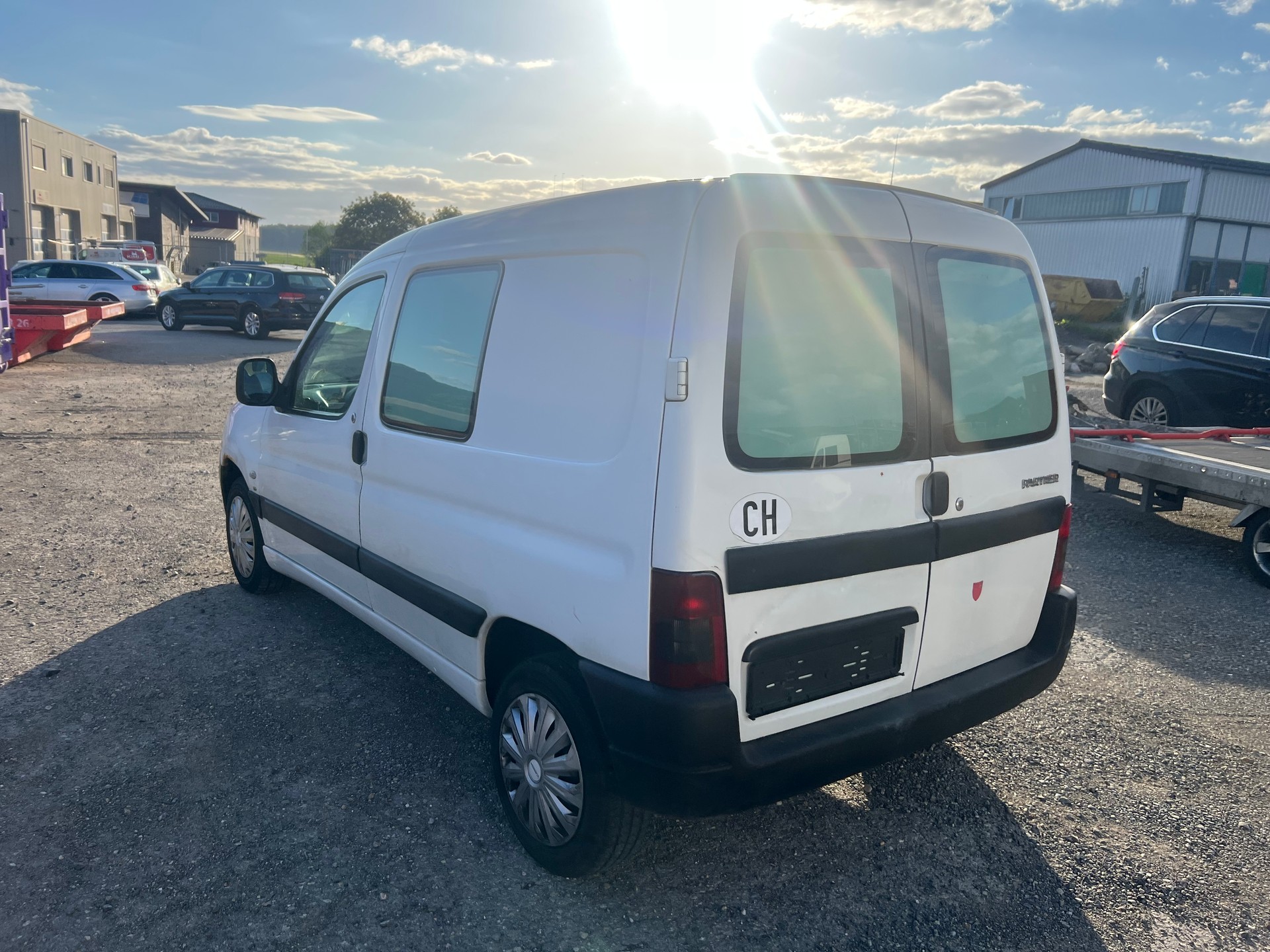 PEUGEOT Partner 2.0 HDI 190 C (SPE)-image-4