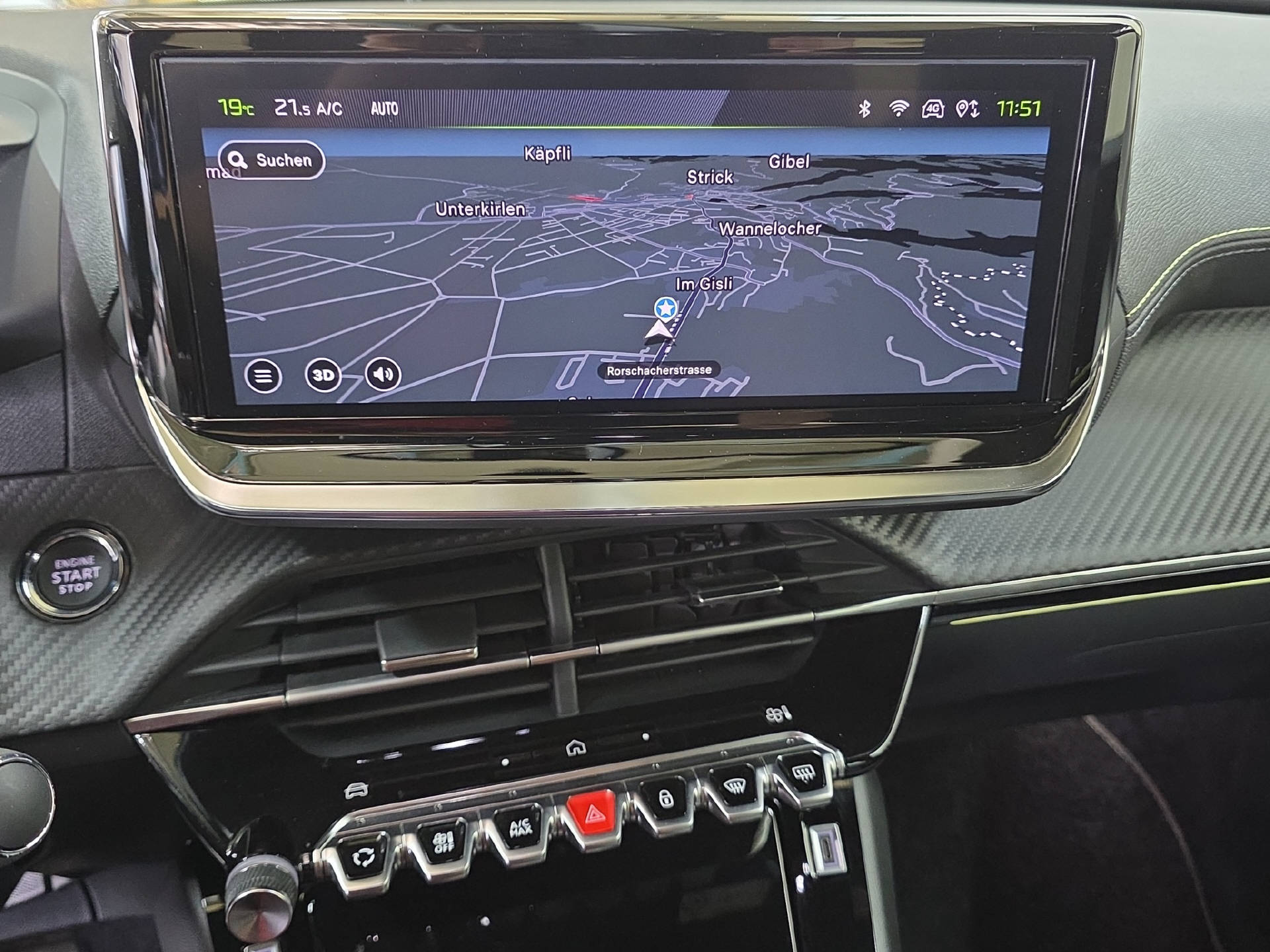 PEUGEOT 2008 1.2 PureTech 130 GT-image-8