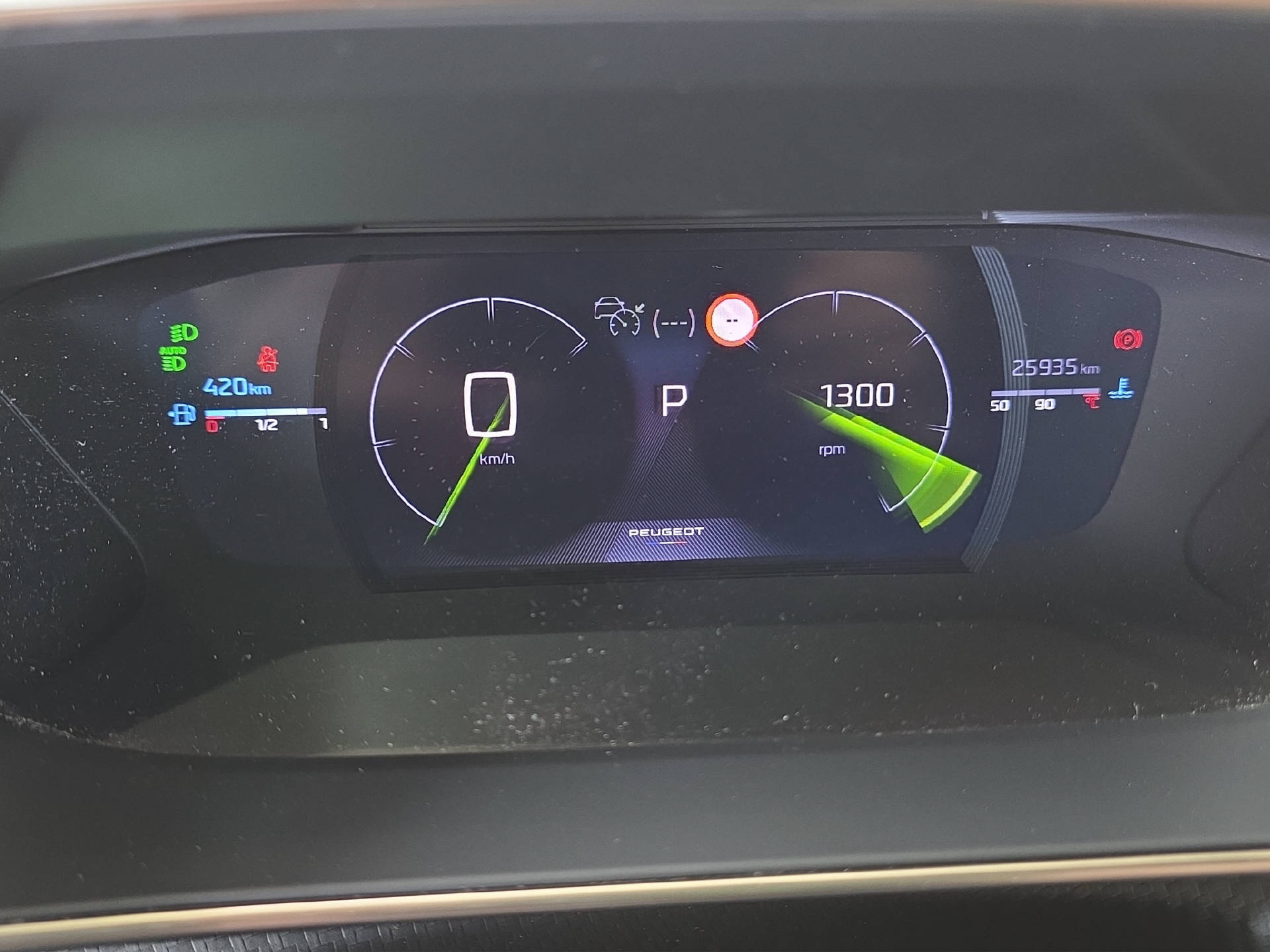 PEUGEOT 2008 1.2 PureTech 130 GT-image-7
