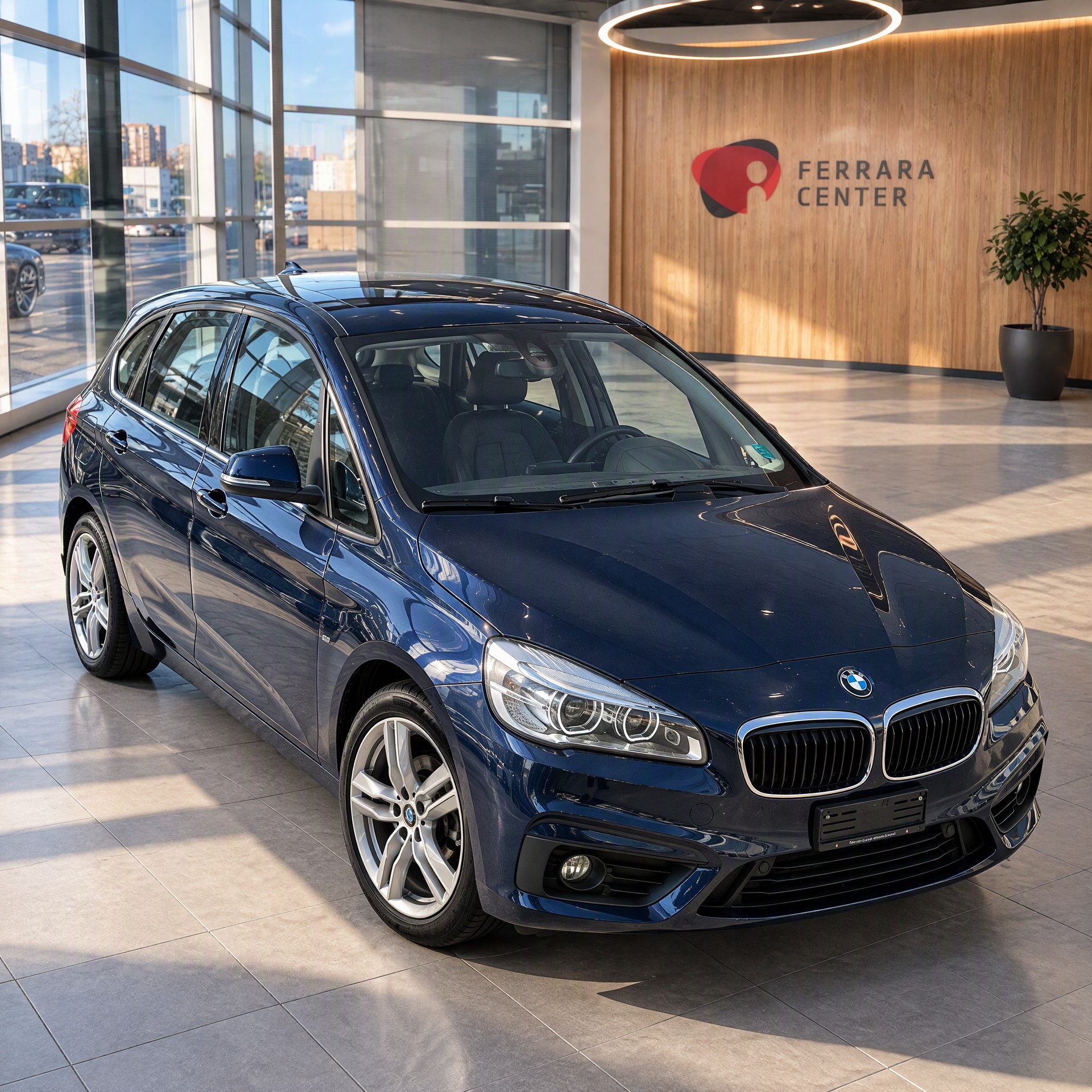 BMW 218i Active Tourer-image-1