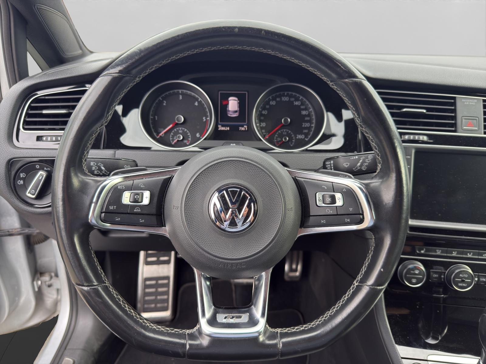 VW Golf 2.0 TDI Allstar R-Line DSG-image-9