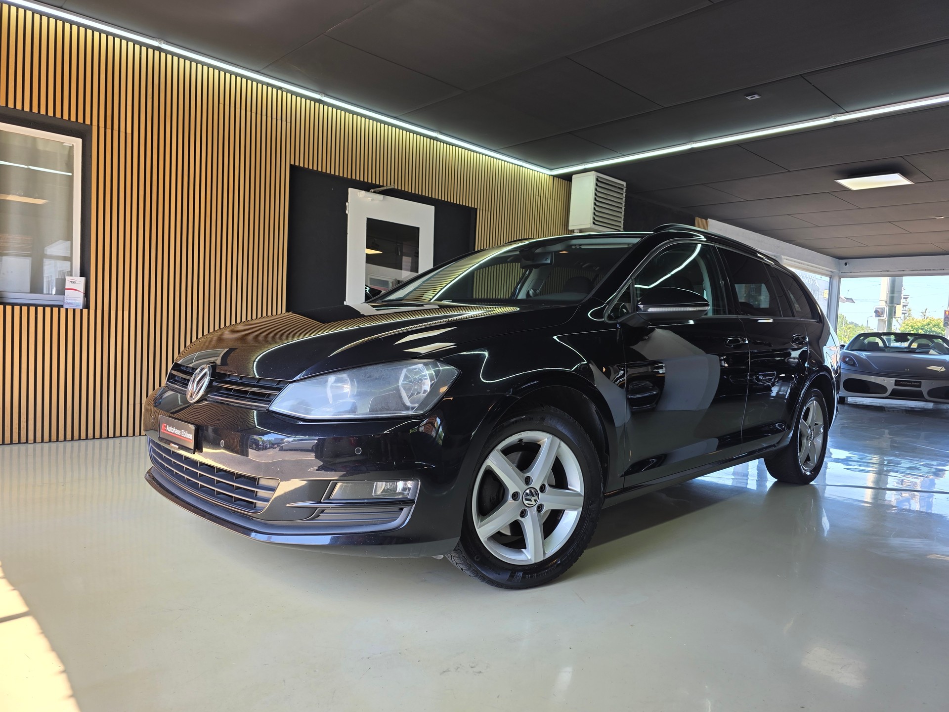 VW Golf Variant 1.6 TDI Comfortline DSG