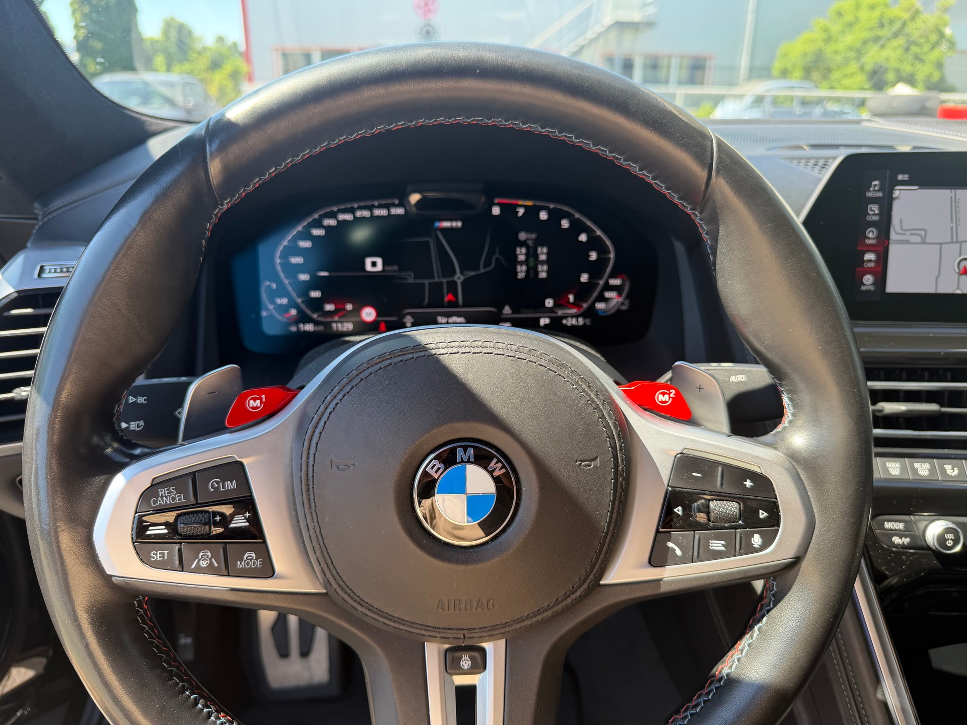 BMW M8 xDrive Steptronic M Competition-image-14