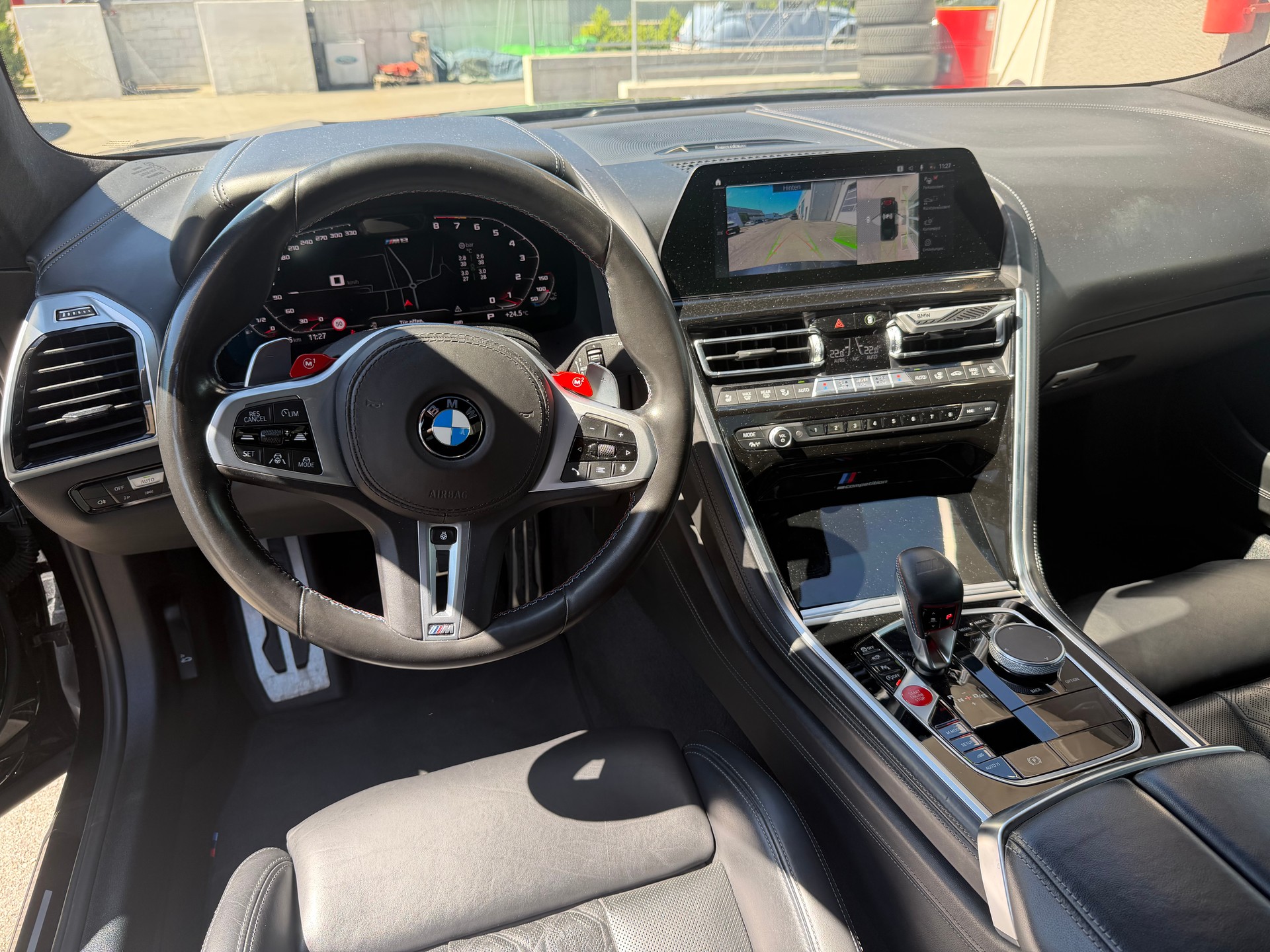 BMW M8 xDrive Steptronic M Competition-image-13