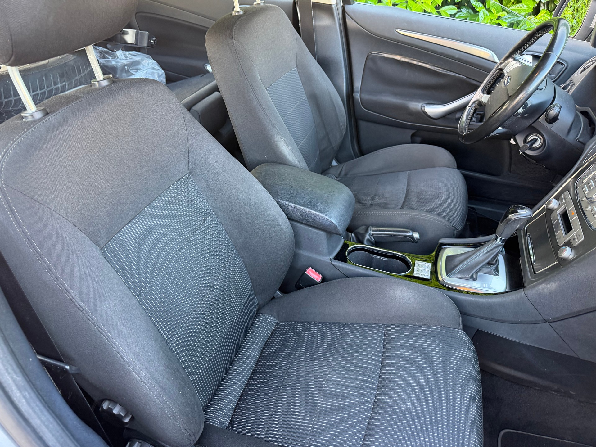 FORD Mondeo 2.3i 16V Carving Automatic-image-5