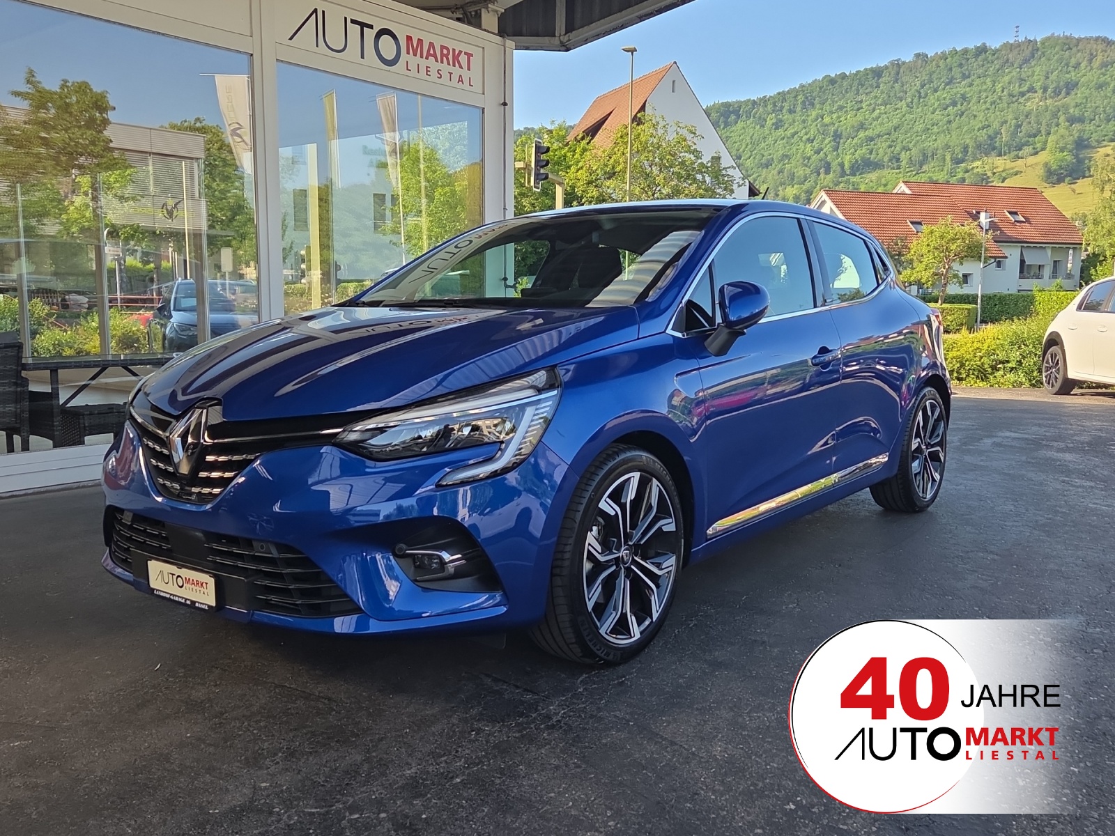 RENAULT Clio 1.6 E-Tech Intens