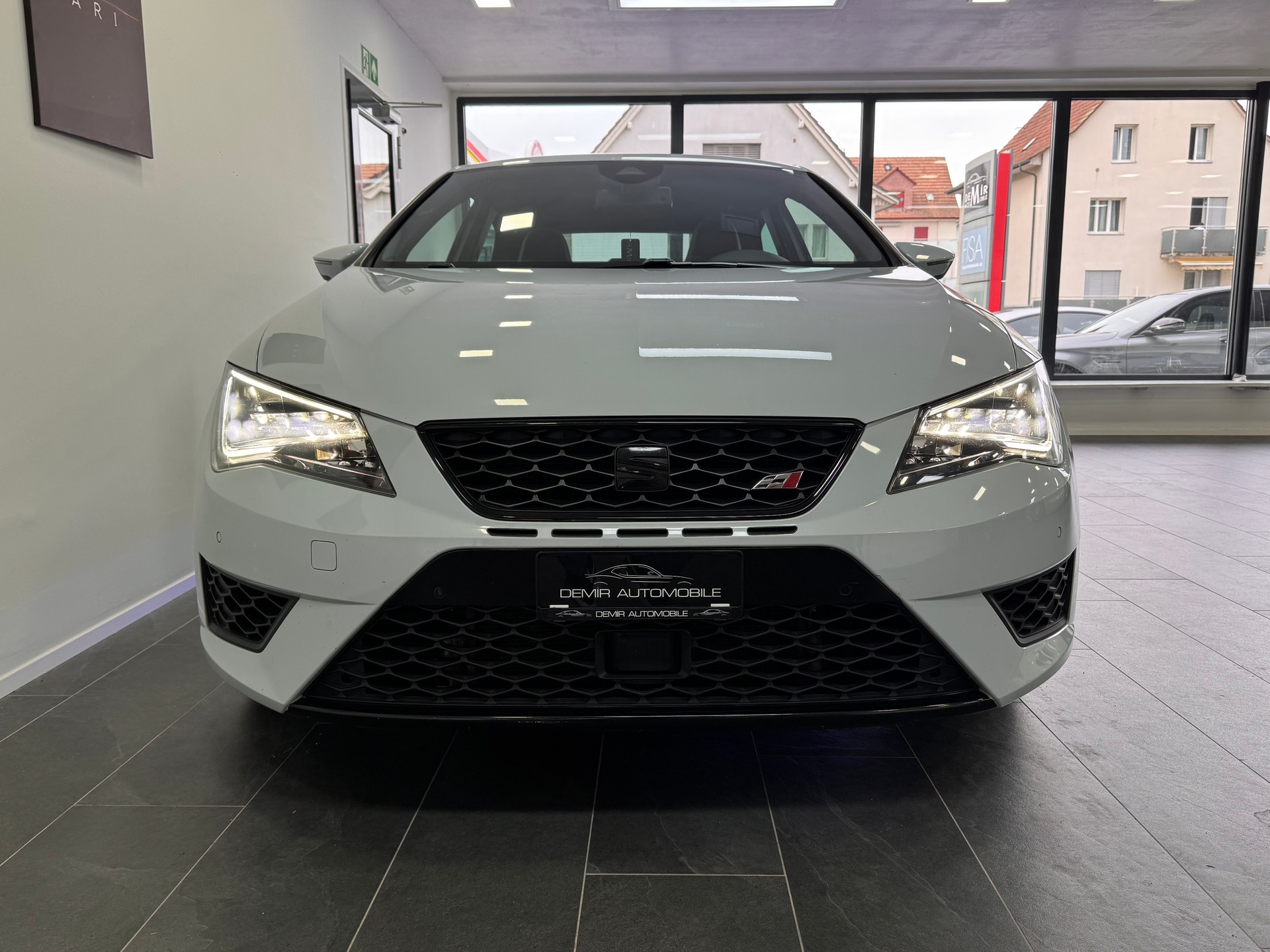 SEAT Leon SC 2.0 TSI Cupra 280 *Schalensitze / RIEGER Auspuffanlage / RIEGER Ansaugung / Pack Black Line / ACC*-image-1