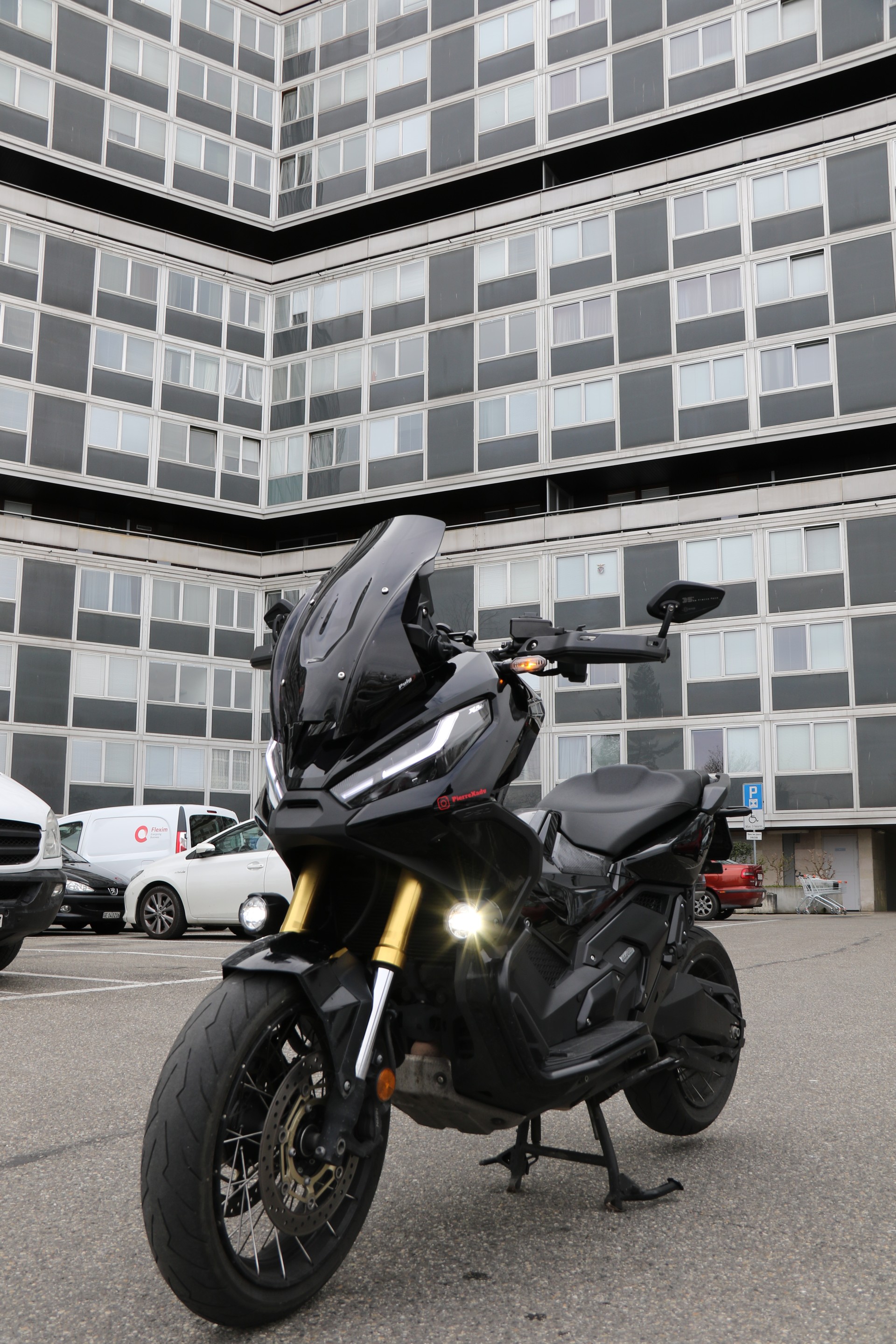 HONDA X-ADV 750-image-0