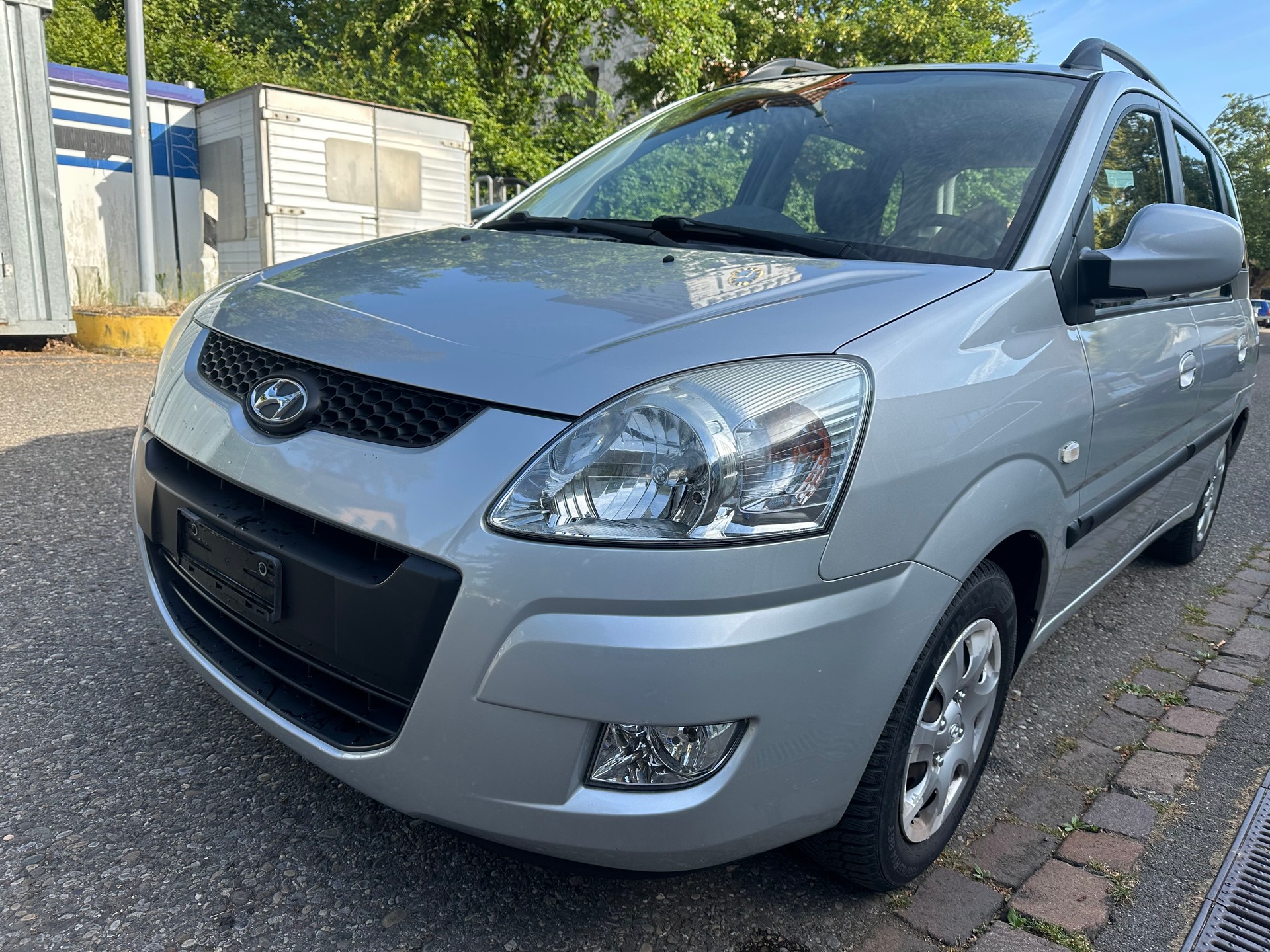 HYUNDAI Matrix 1.6i 16V Style Automatic