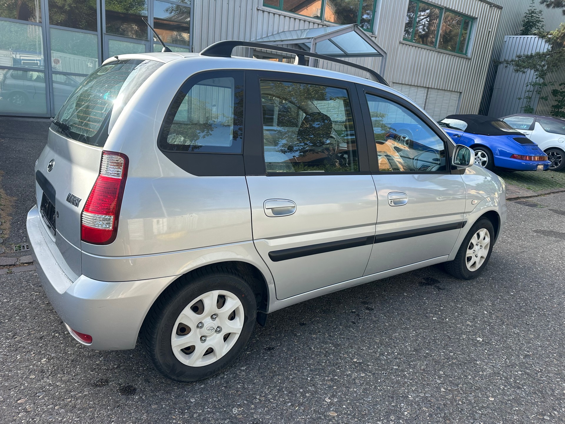 HYUNDAI Matrix 1.6i 16V Style Automatic-image-3