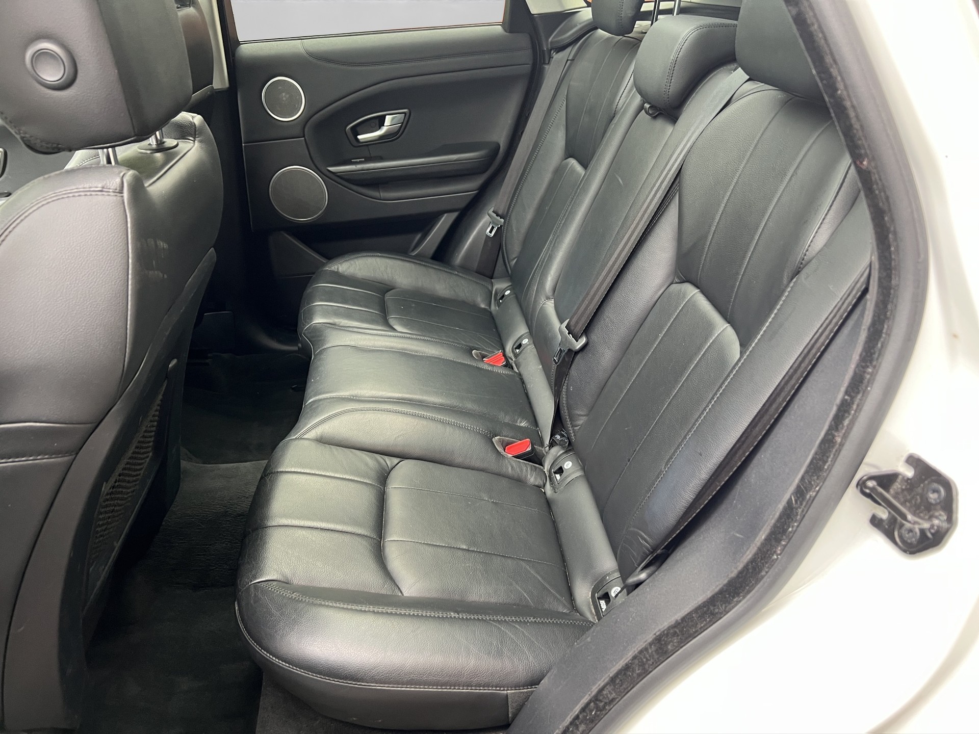 LAND ROVER Range Rover Evoque 2.0 TD4 HSE AT9-image-10