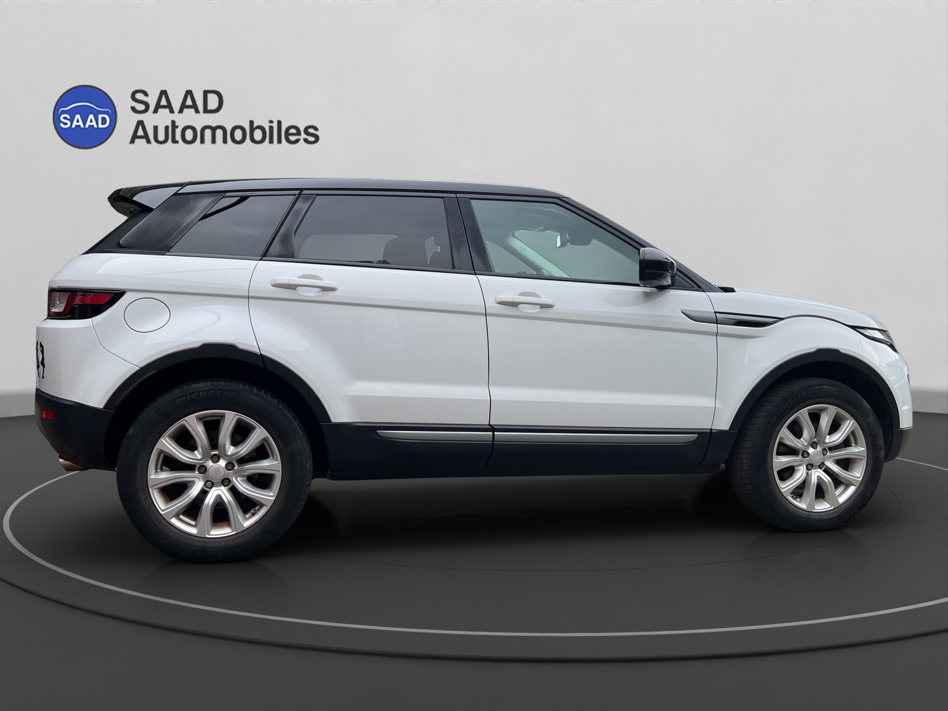 LAND ROVER Range Rover Evoque 2.0 TD4 HSE AT9-image-6