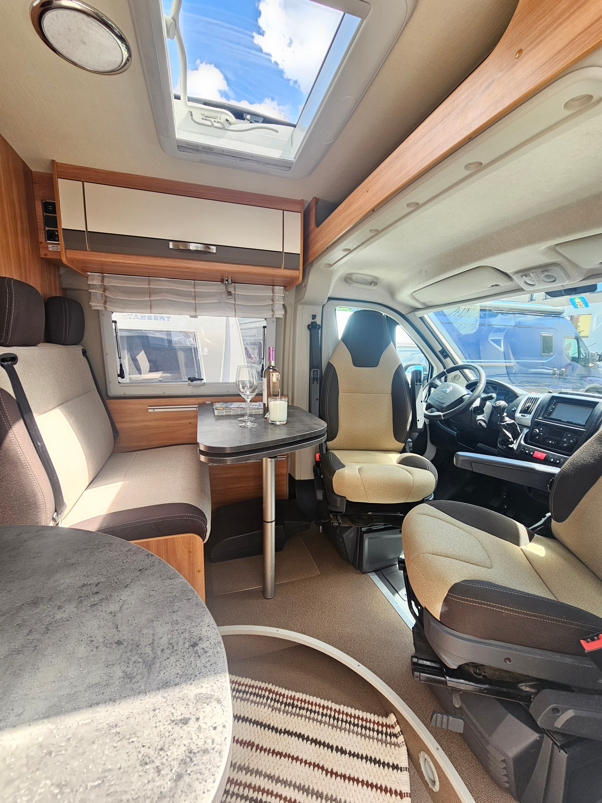 PÖSSL Summit Plus 600 mit Doppelbett!-image-5