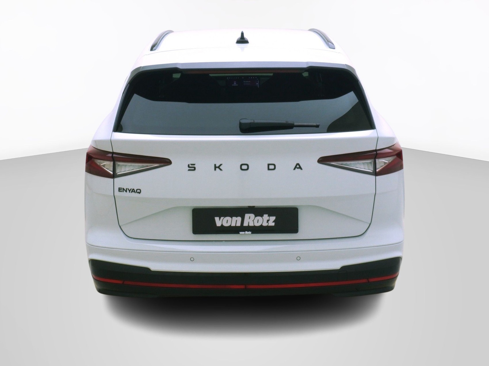 SKODA Enyaq iV RS-Lounge-showroom-element-2