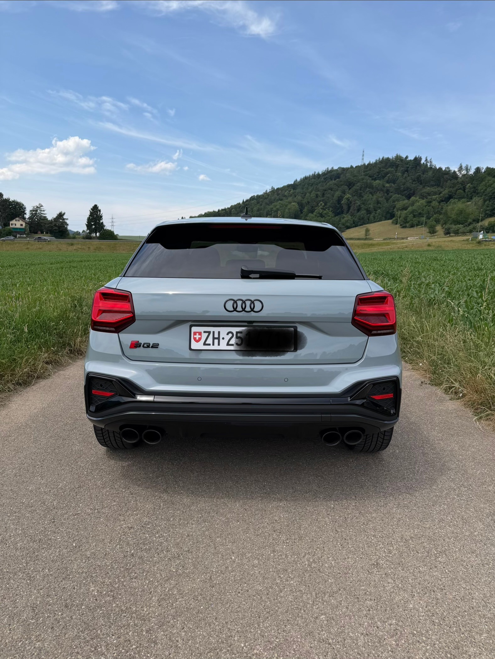 AUDI 2.0 TFSI quattro S-Tronic-image-2