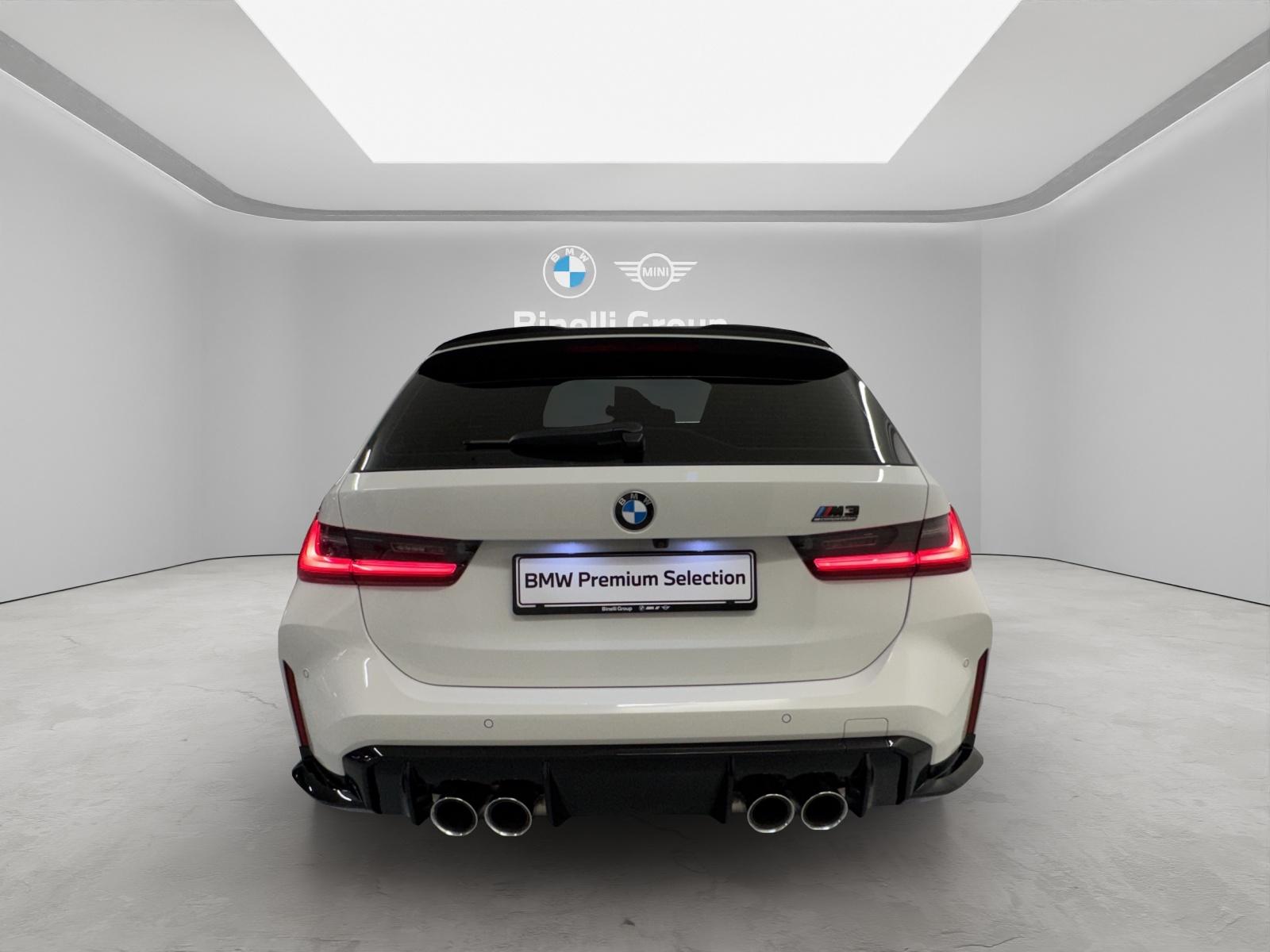 BMW M3 Competition xDrive Touring-showroom-element-3
