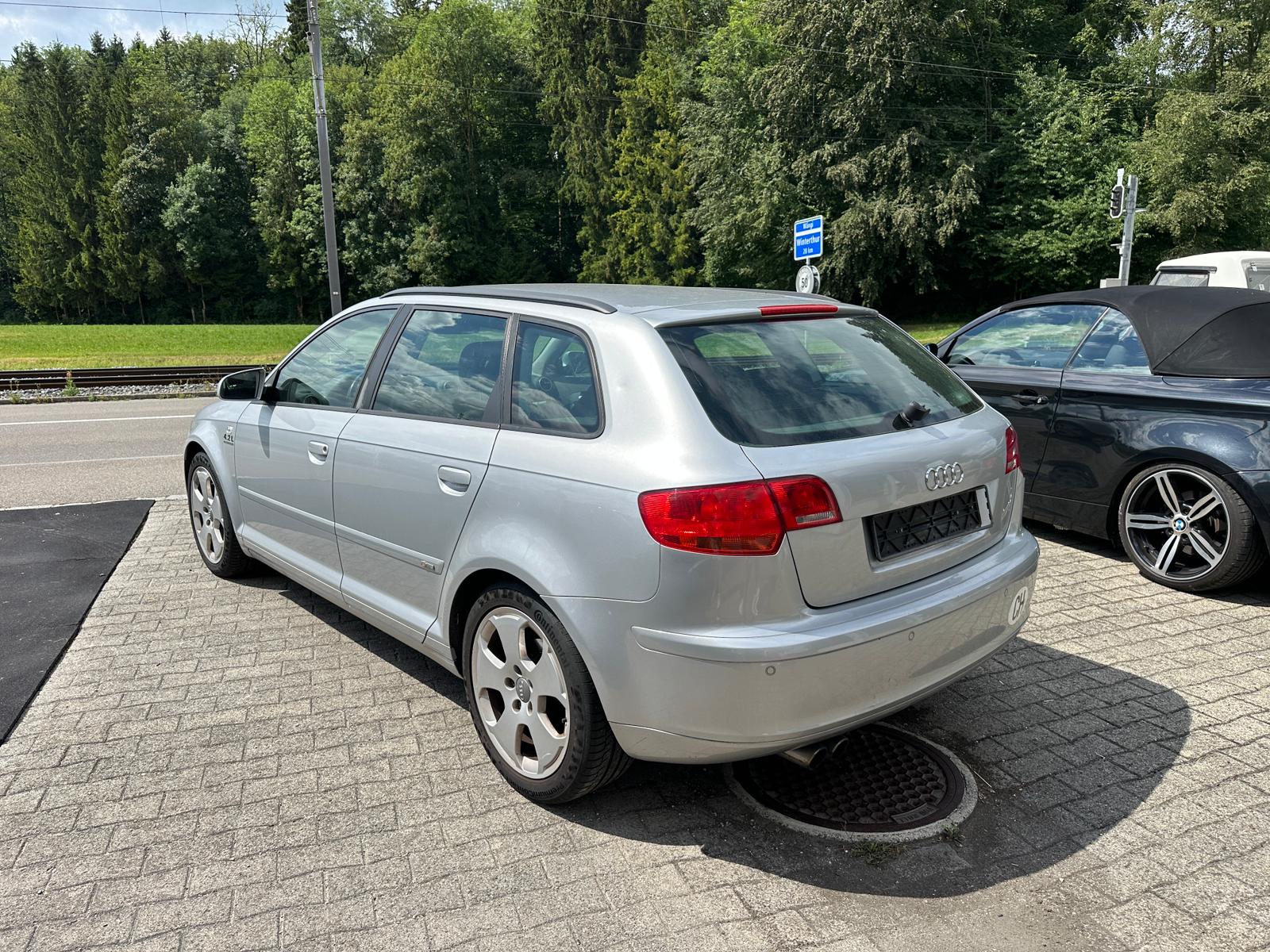 AUDI A3 Sportback 2.0 FSI Ambition-image-5
