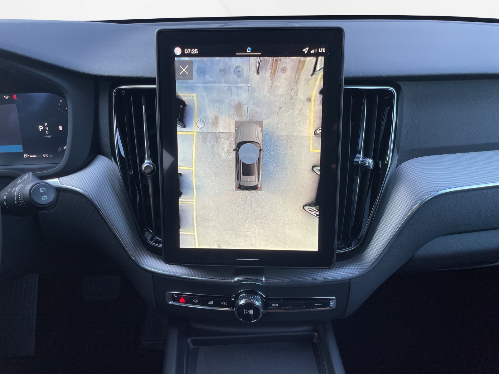 VOLVO XC60 2.0 B5 MH Core AWD-image-12