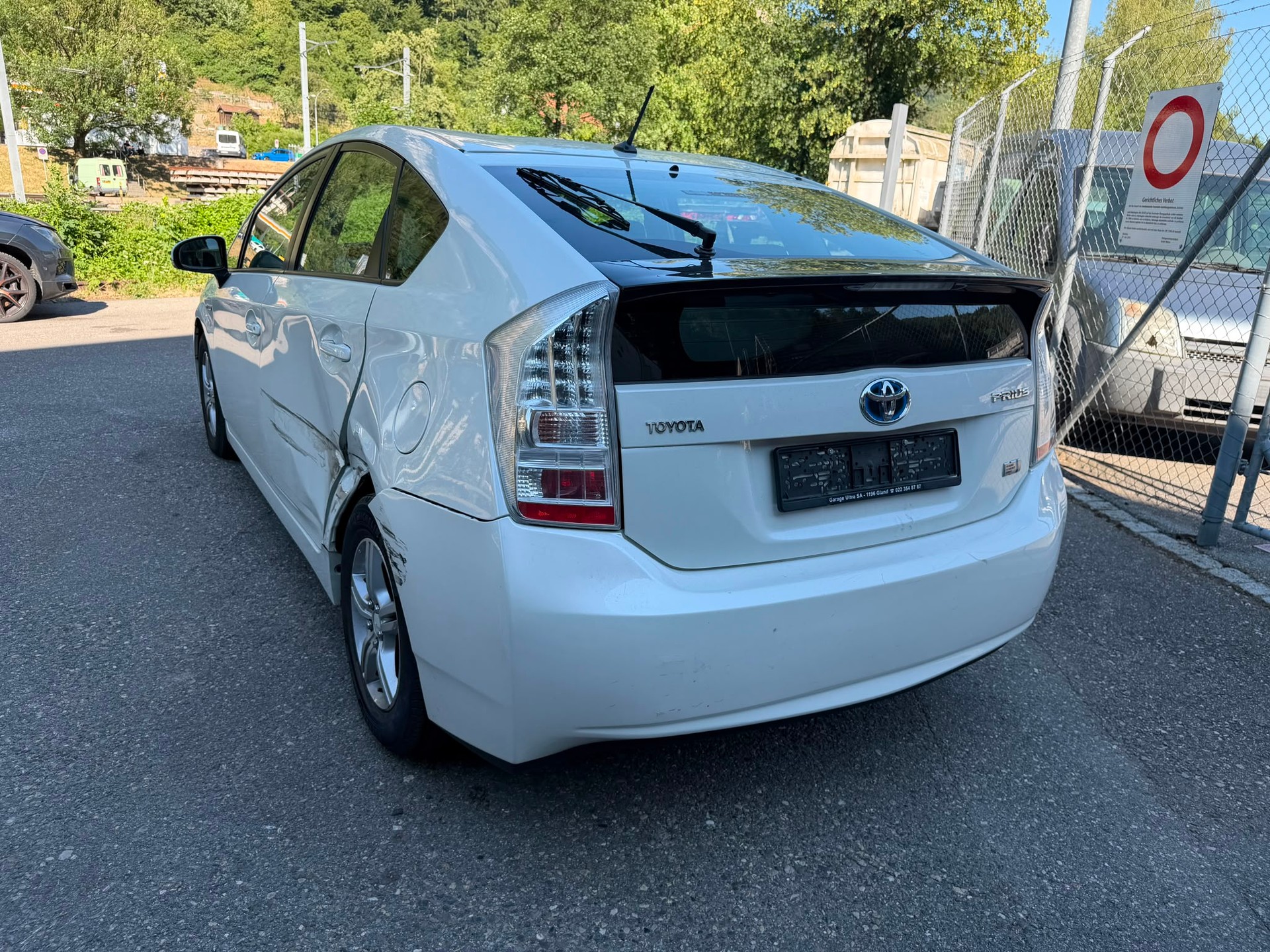 TOYOTA Prius 1.8 16V HSD Sol