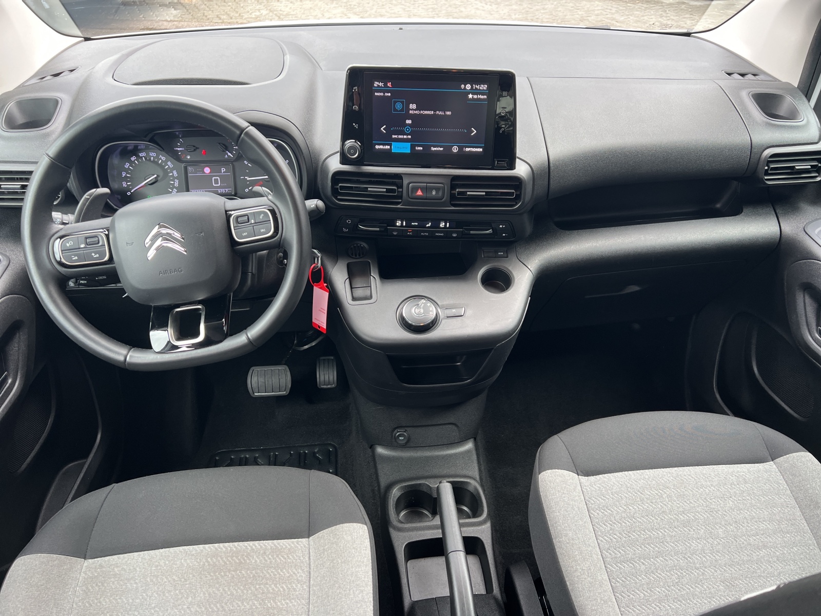 CITROEN Berlingo 1.5 BlueHDi Feel Pack EAT8-image-7