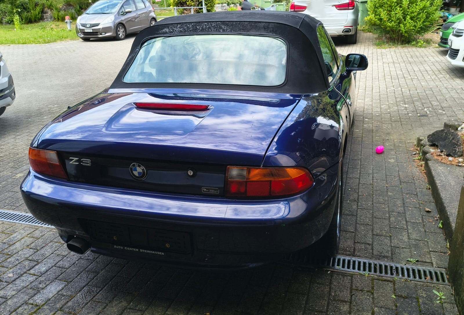 BMW Z3 1.9i Roadster-showroom-element-3