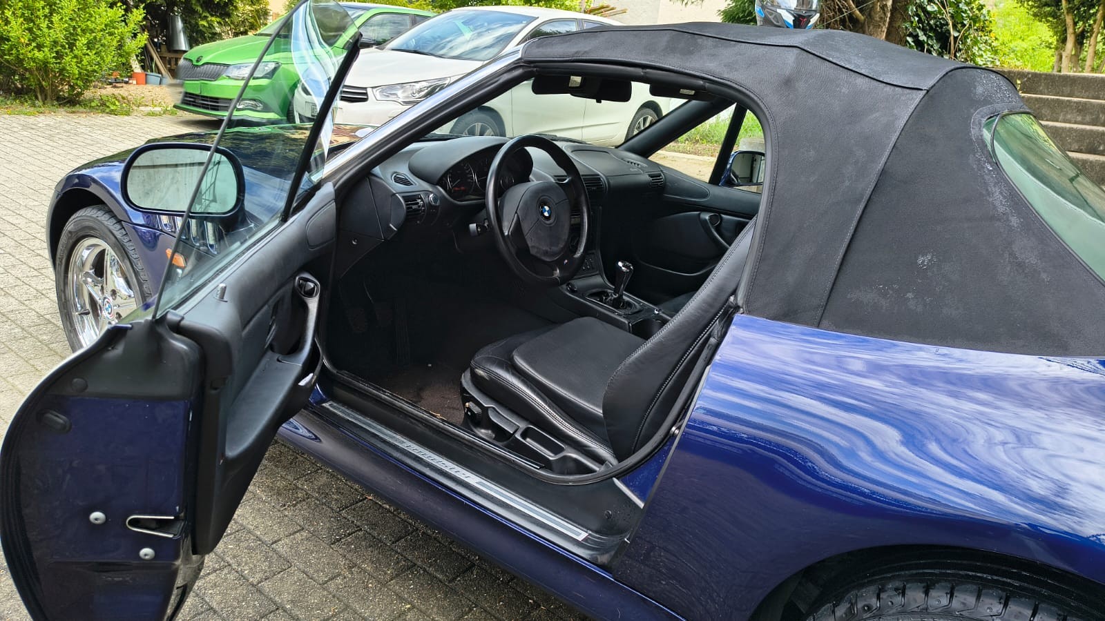 BMW Z3 1.9i Roadster-showroom-element-2