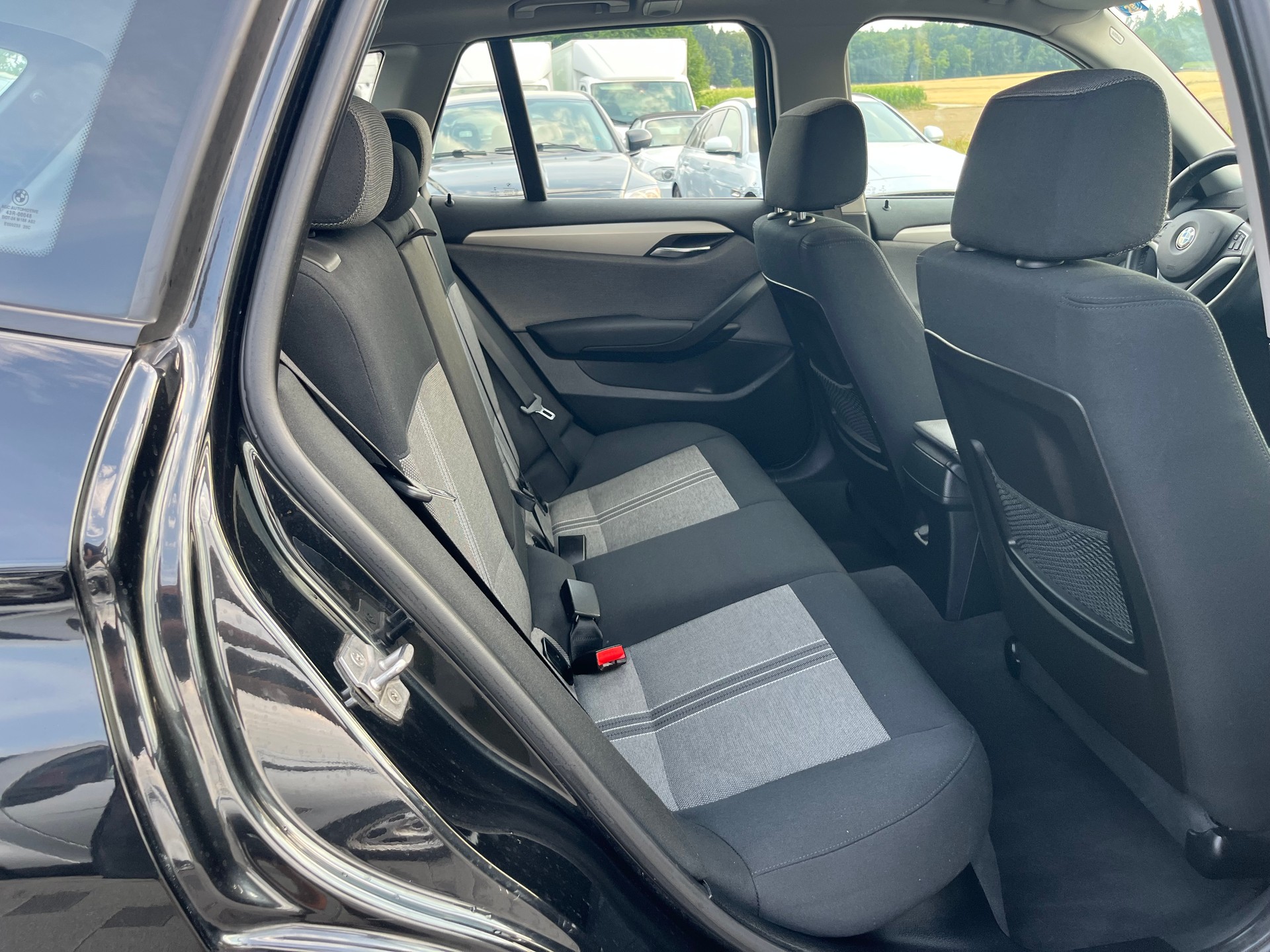 BMW X1 xDrive 18d Steptronic-image-11