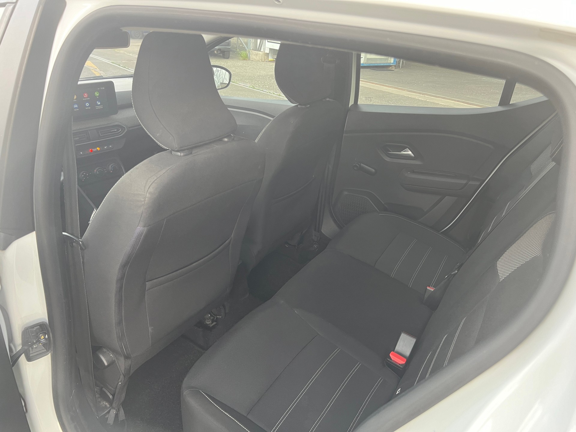 DACIA Sandero TCe 90 Comfort-image-9