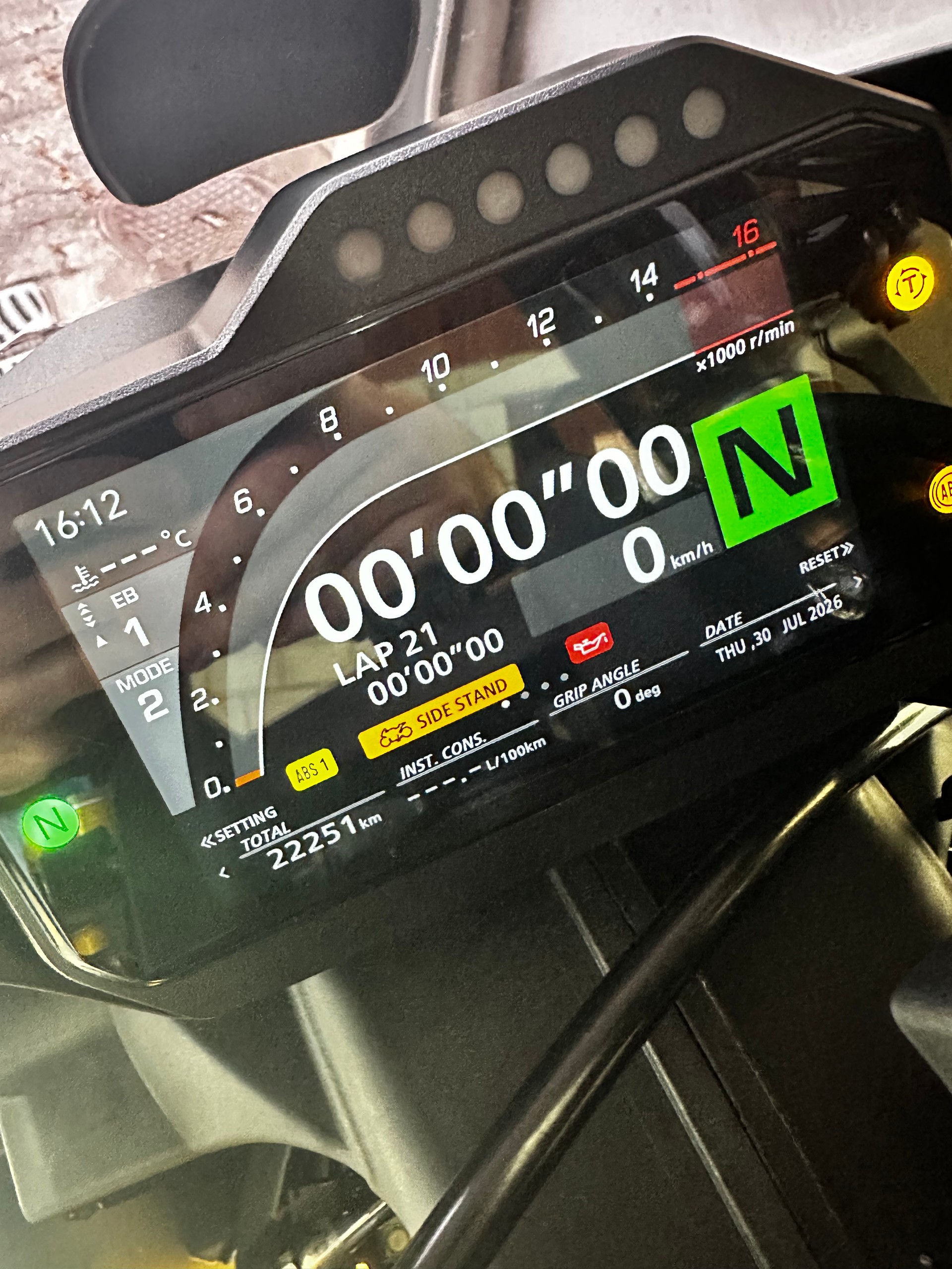 HONDA CBR 1000 RR-R SP-image-8