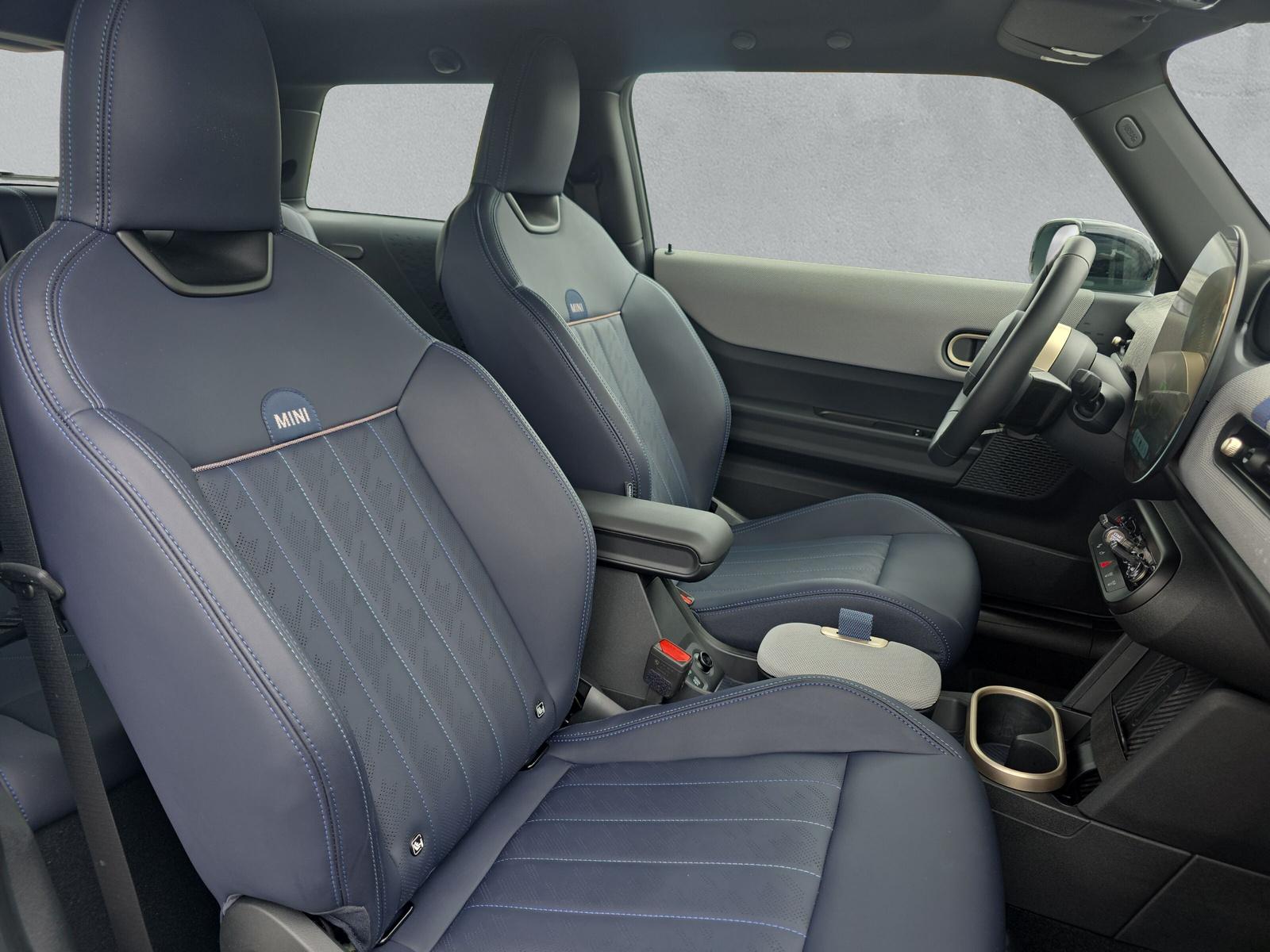 MINI Cooper S F66 2.0i (CH)-image-12