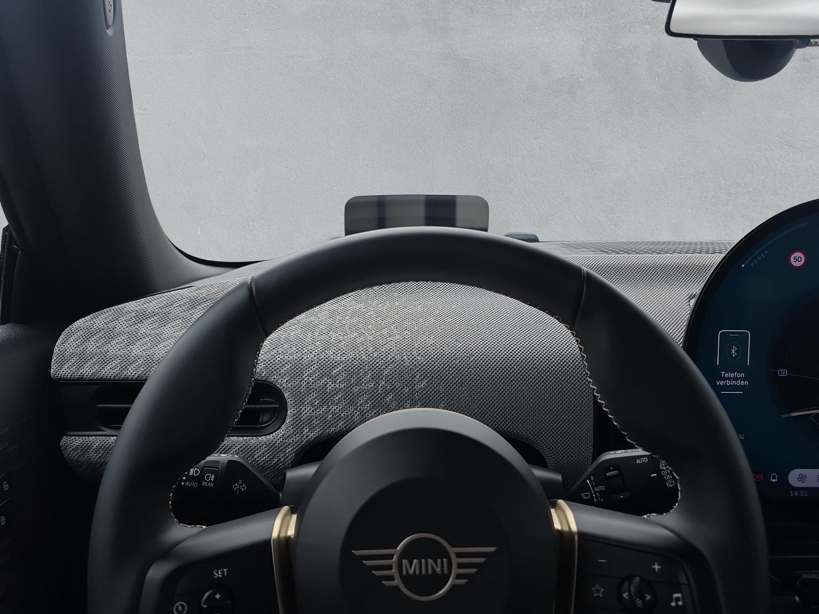 MINI Cooper S F66 2.0i (CH)-image-22