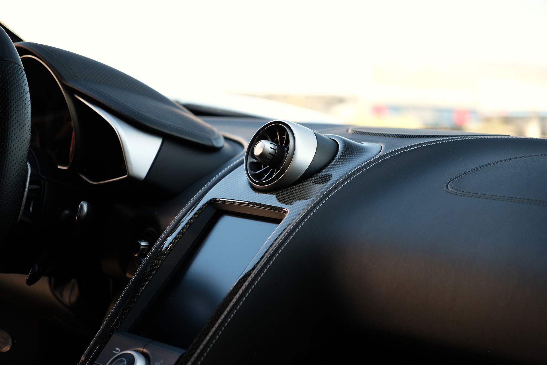 McLAREN MP4-12C Coupé 3.8 V8 SSG-image-30
