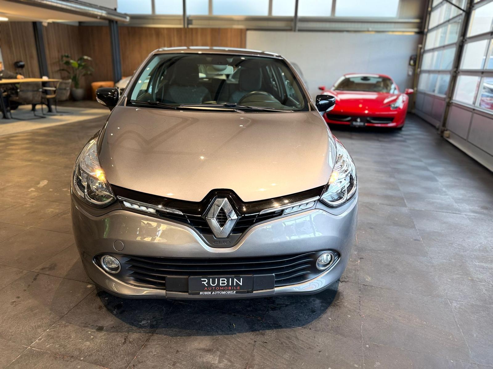 RENAULT Clio 1.2 16V T Swiss Edition EDC-image-7