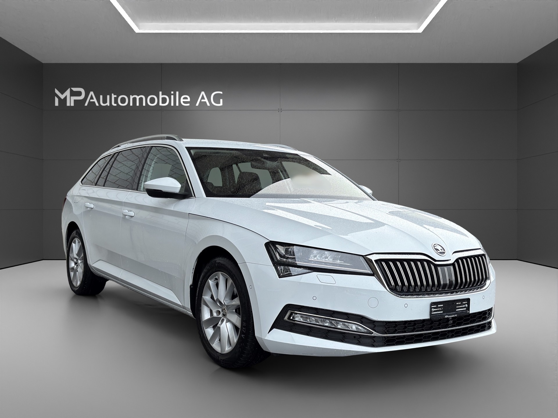 SKODA Superb Combi 2.0 TDi Style 4x4 DSG-showroom-element-1