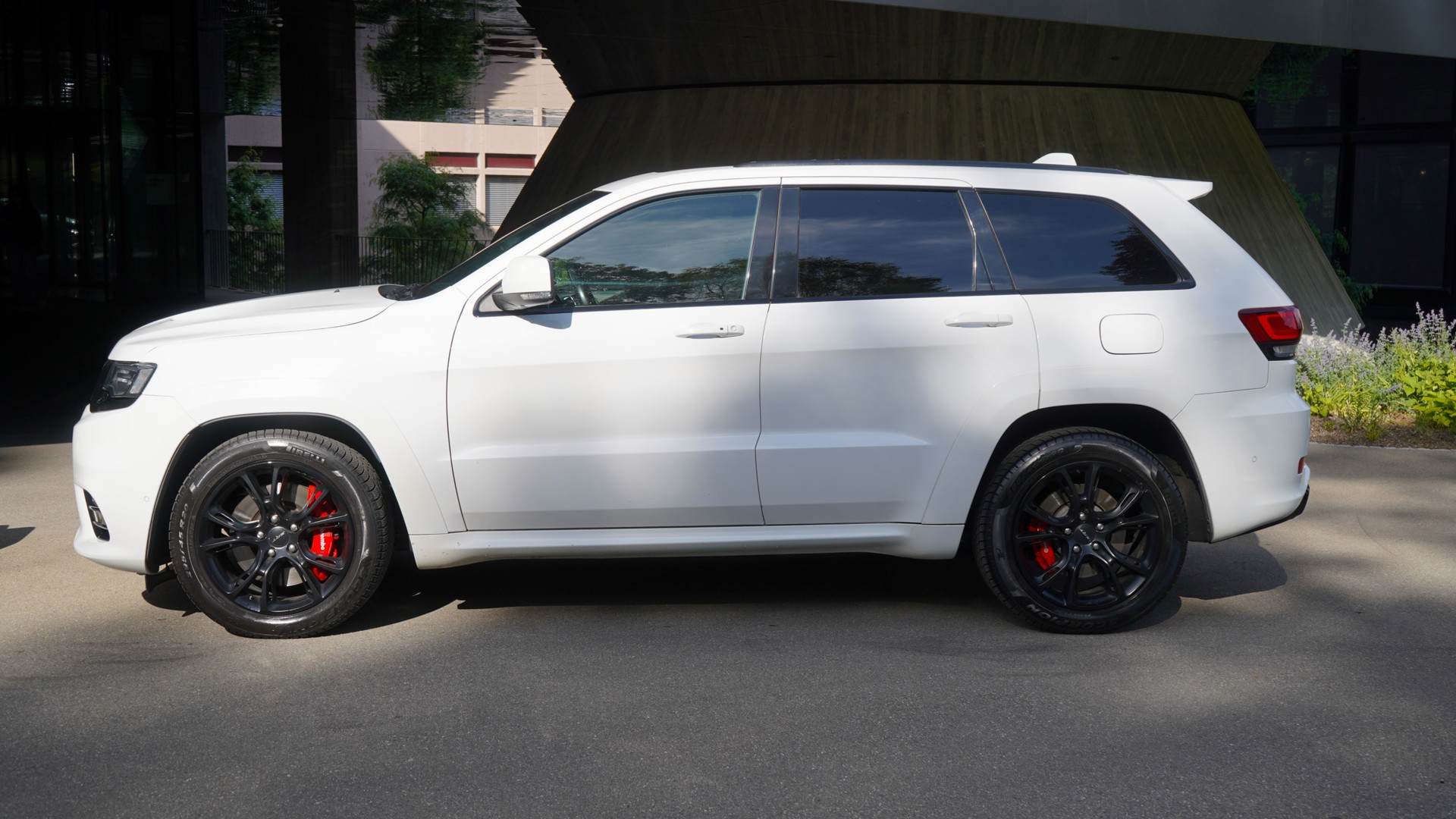 JEEP Grand Cherokee 6.4 V8 HEMI SRT8 Automatic-image-5