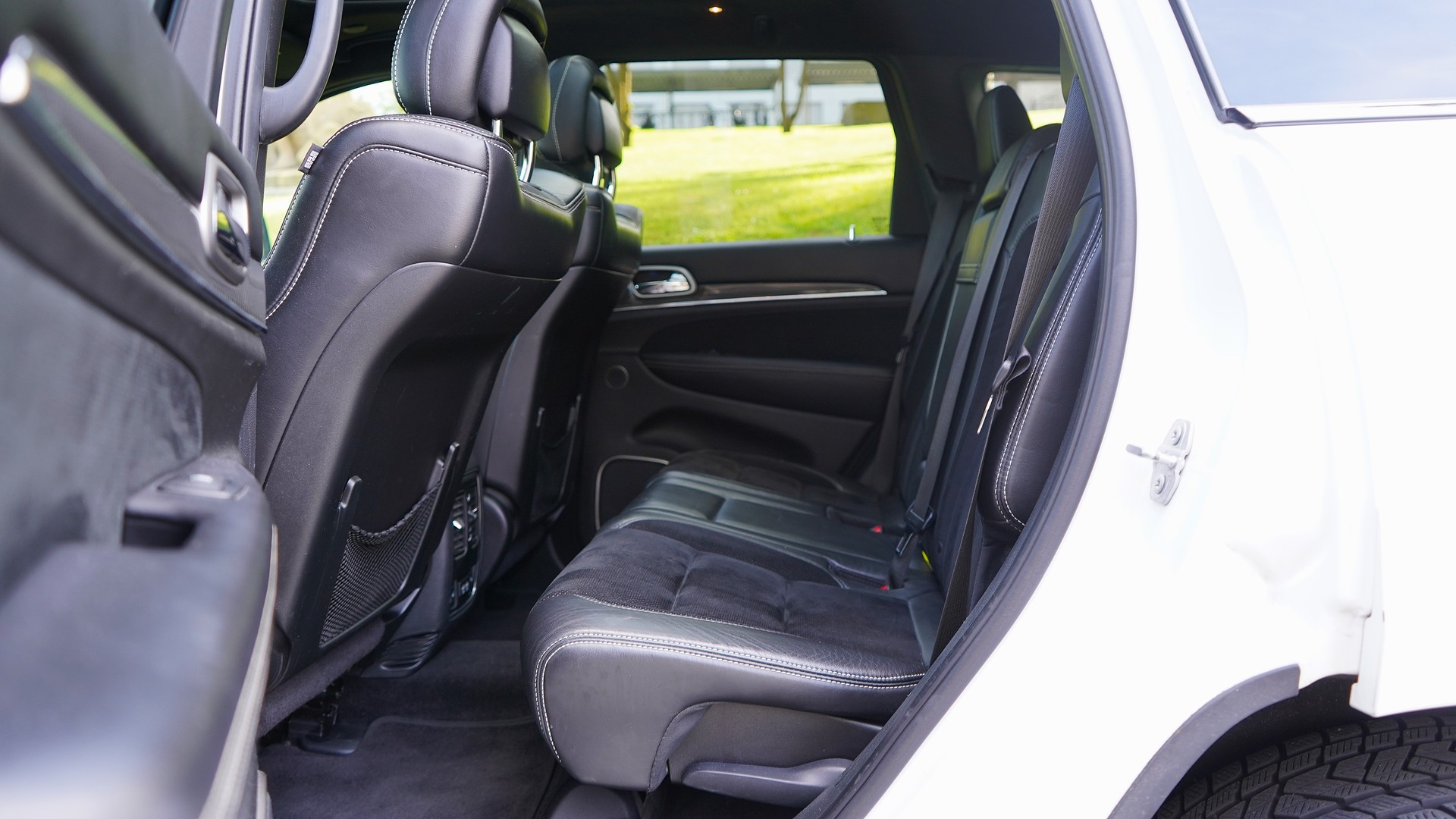 JEEP Grand Cherokee 6.4 V8 HEMI SRT8 Automatic-image-12