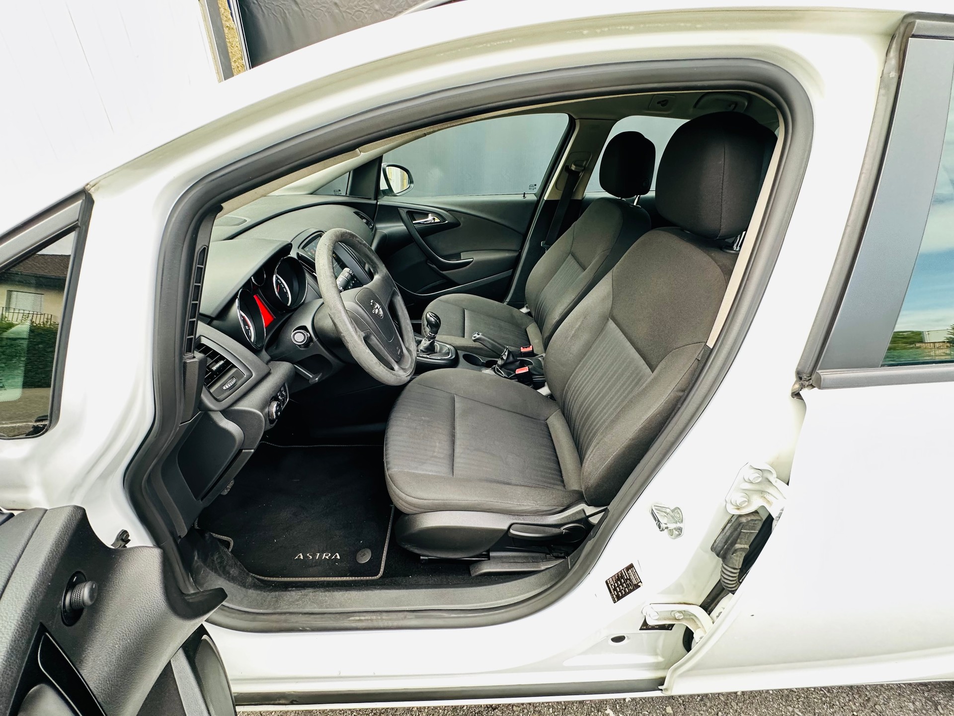 OPEL Astra SportsTourer 1.3 CDTi-image-10