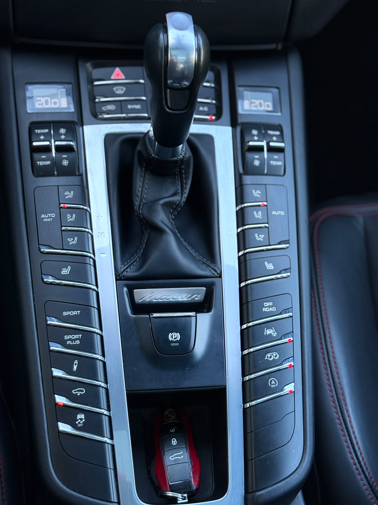 PORSCHE Macan 3.0 V6 GTS-image-19
