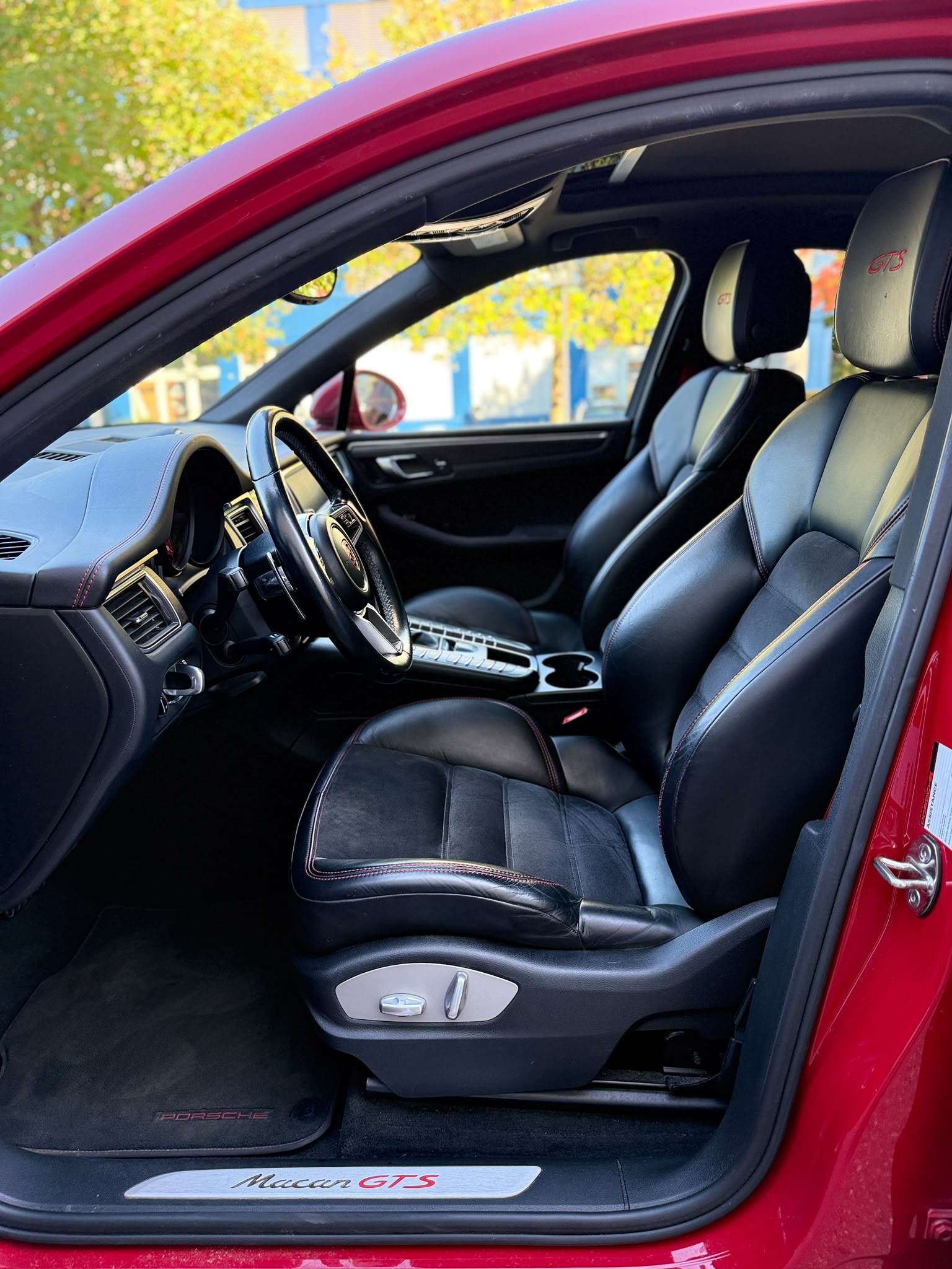 PORSCHE Macan 3.0 V6 GTS-image-8