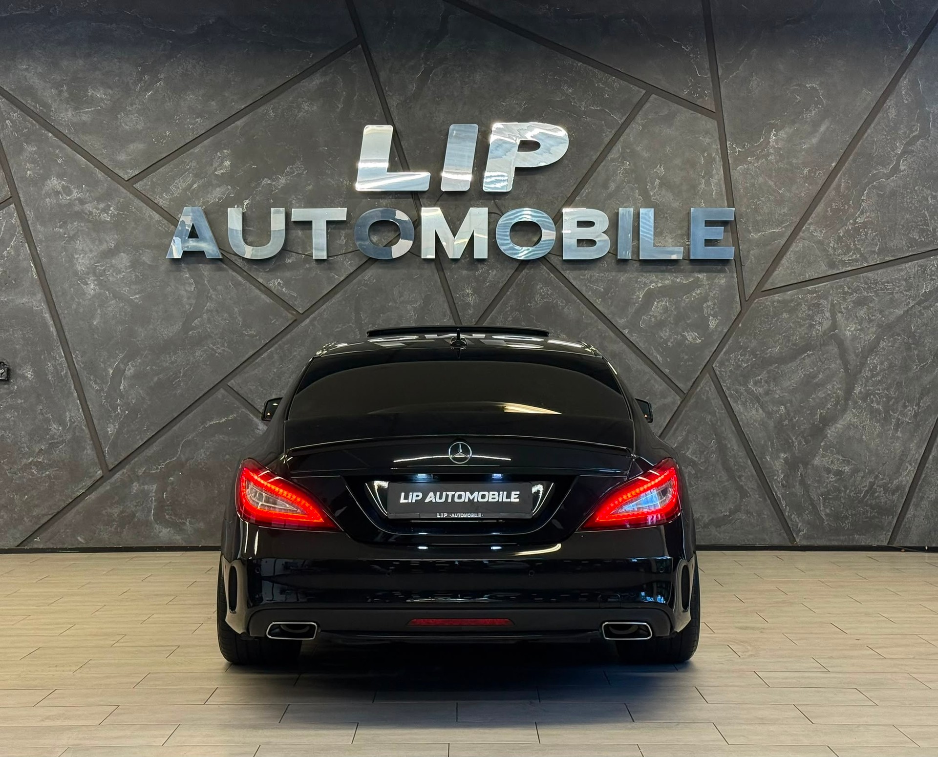 MERCEDES-BENZ CLS 350 BlueTEC 9G-Tronic Amg-Line-image-6