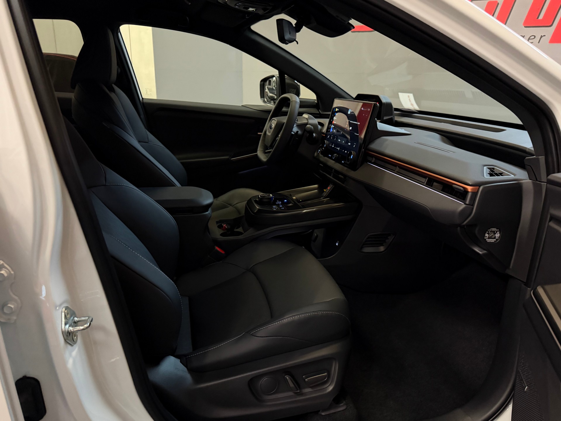 SUBARU Uncharted eV Luxury 77 kWh AWD-image-19