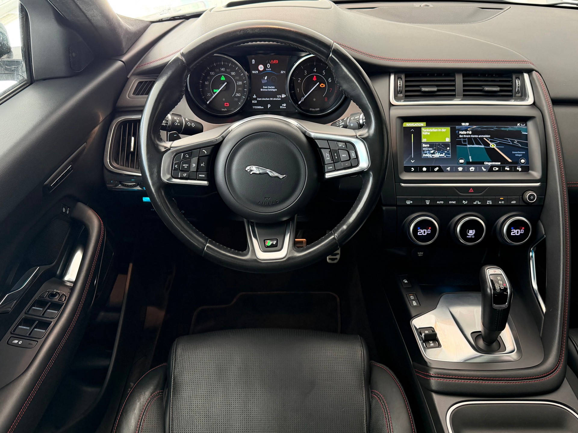 JAGUAR E-Pace 2.0 P250 First Edition R-Dynamic SE AWD Automatik-image-15