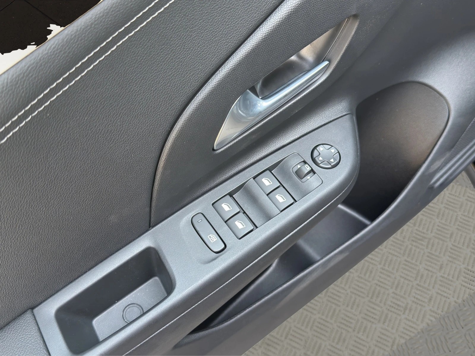 OPEL Corsa e- 51kWh GS (10 STÜCK)-image-12