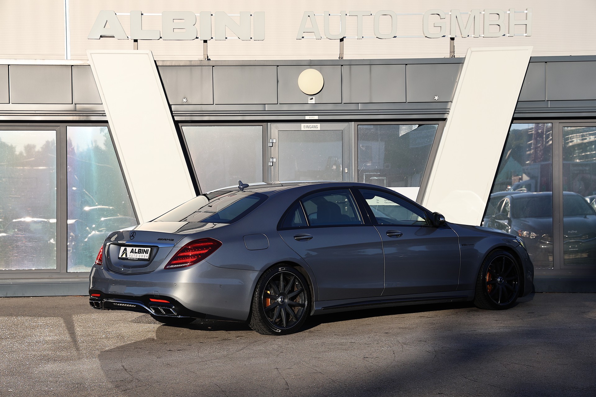 MERCEDES-BENZ S 63 V8 AMG 4matic lang *DESIGNO Sonderlackierung* *VOLLAUSSTATTUNG* *KERAMIK* *CARBON*-showroom-element-2