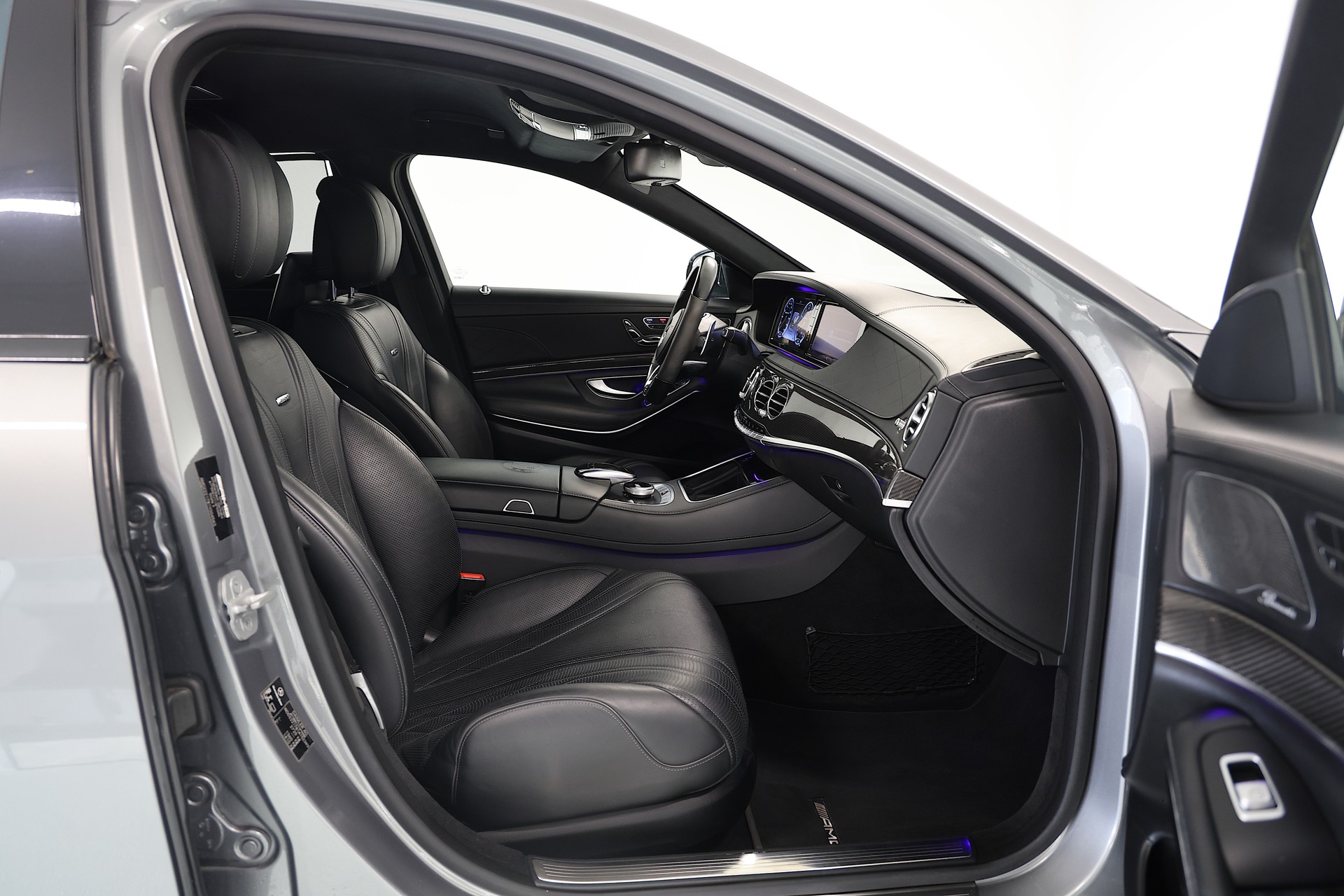 MERCEDES-BENZ S 63 V8 AMG 4matic lang *DESIGNO Sonderlackierung* *VOLLAUSSTATTUNG* *KERAMIK* *CARBON*-image-11