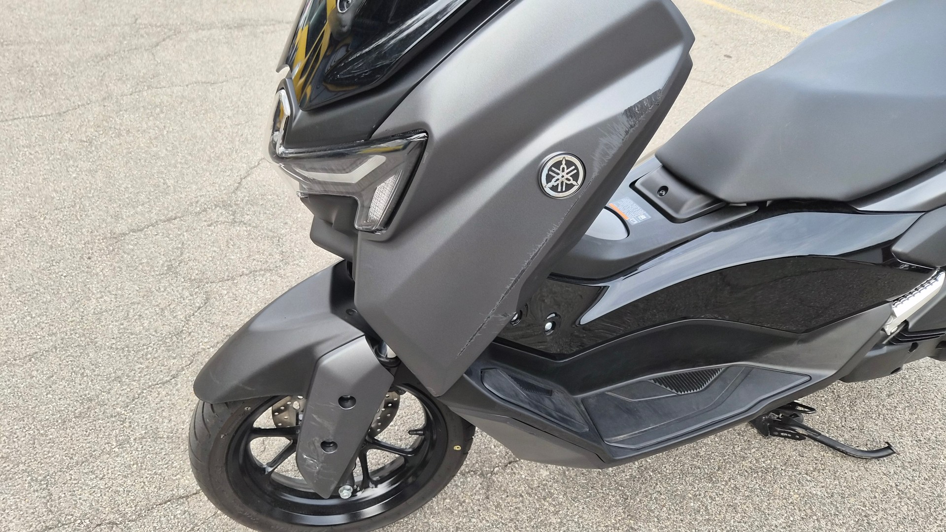 YAMAHA N-MAX GPD 125-image-1