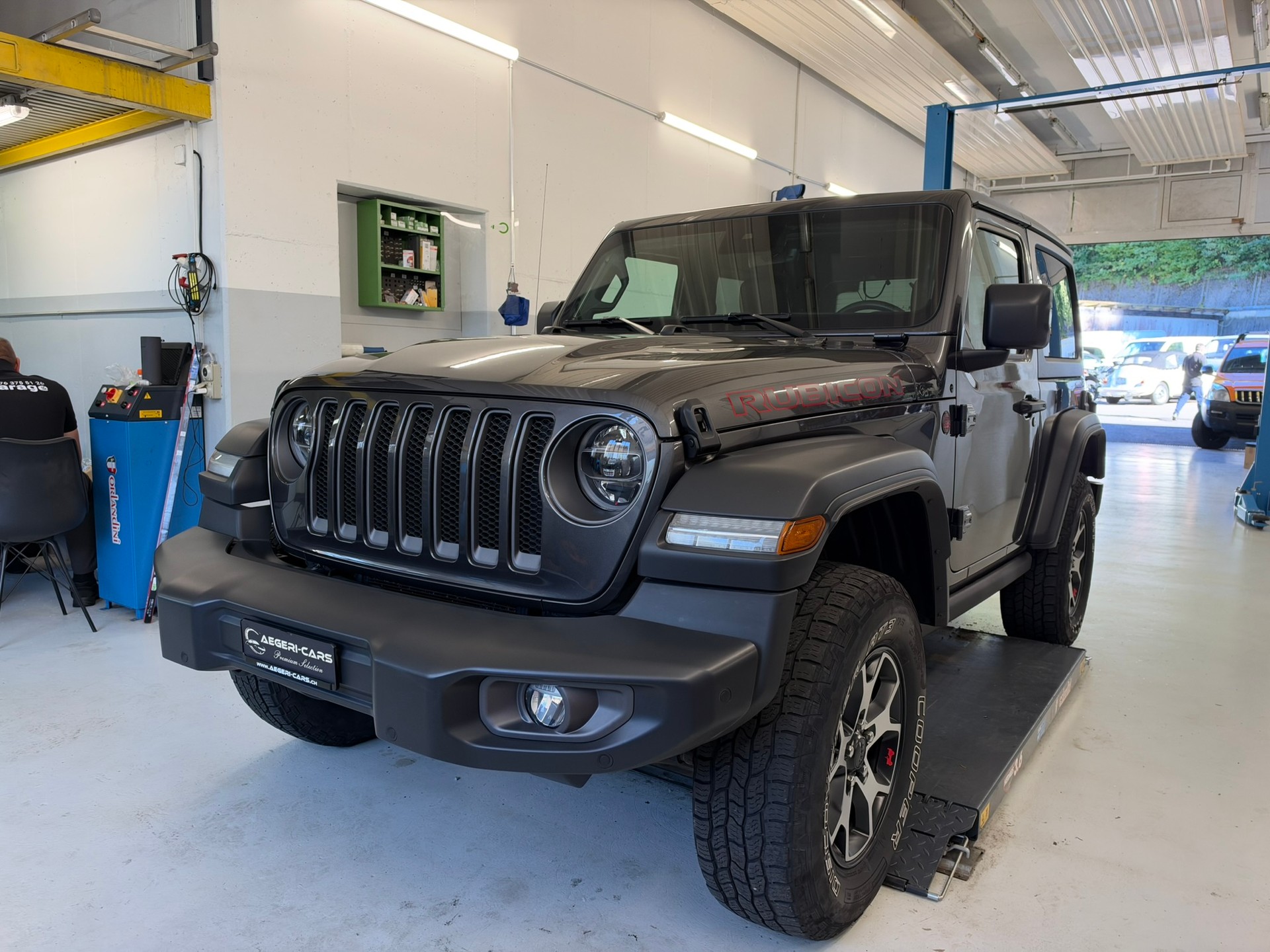 JEEP Wrangler 2.2MJ Rubicon Automatic-showroom-element-2