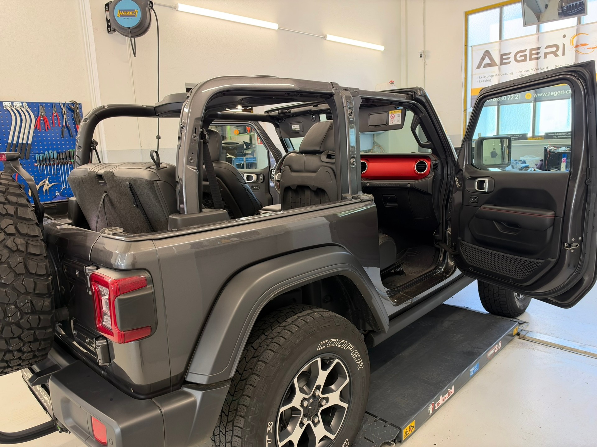 JEEP Wrangler 2.2MJ Rubicon Automatic-image-13
