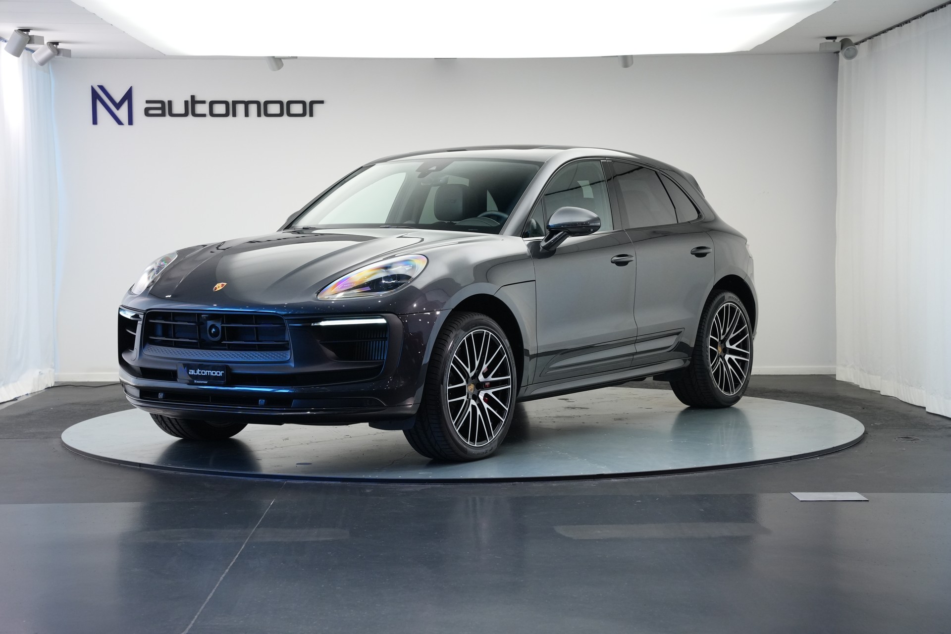PORSCHE Macan GTS PDK *CH-Fahrzeug* *Panorama*