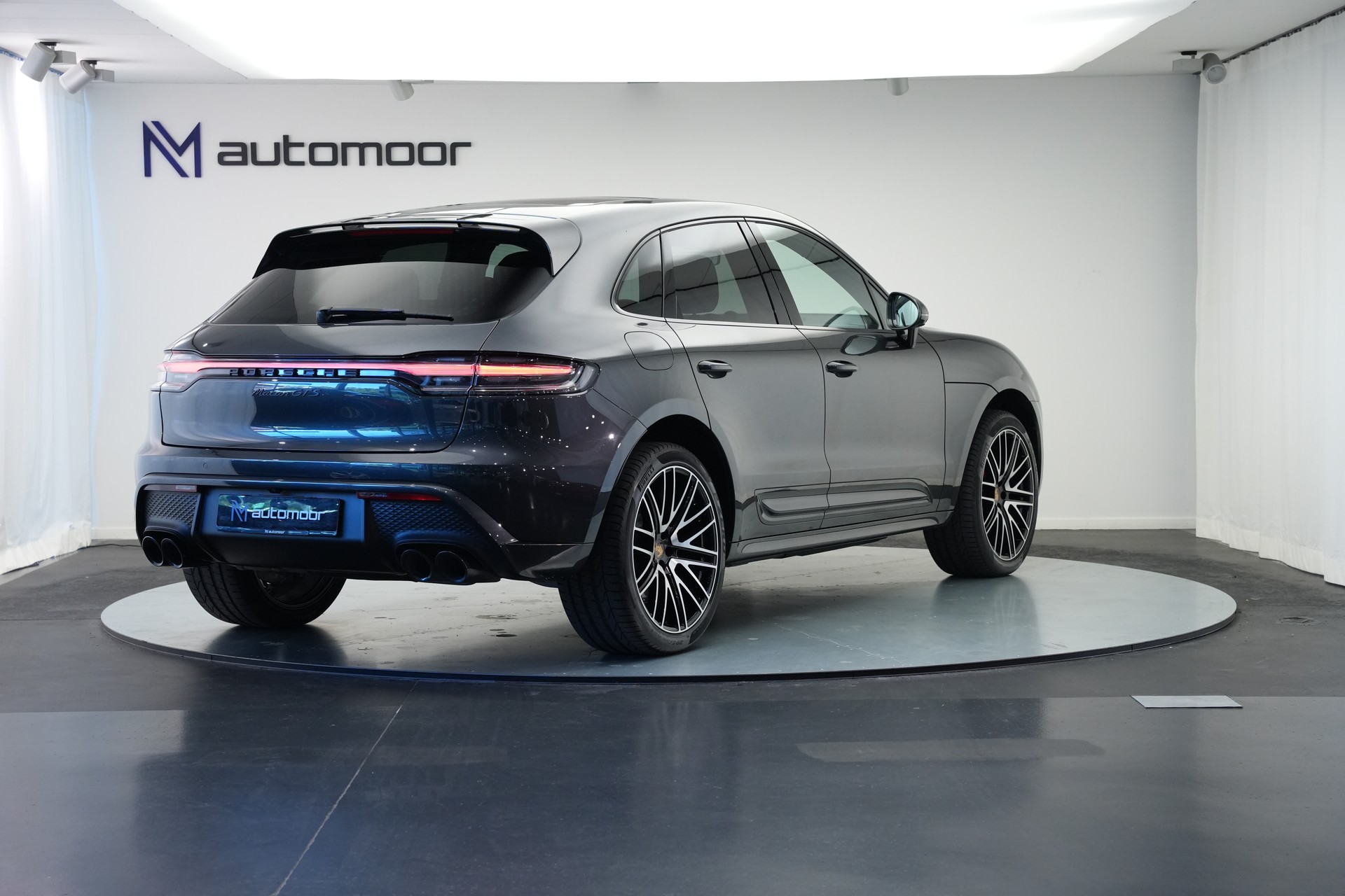 PORSCHE Macan GTS PDK *CH-Fahrzeug* *Panorama*-showroom-element-3